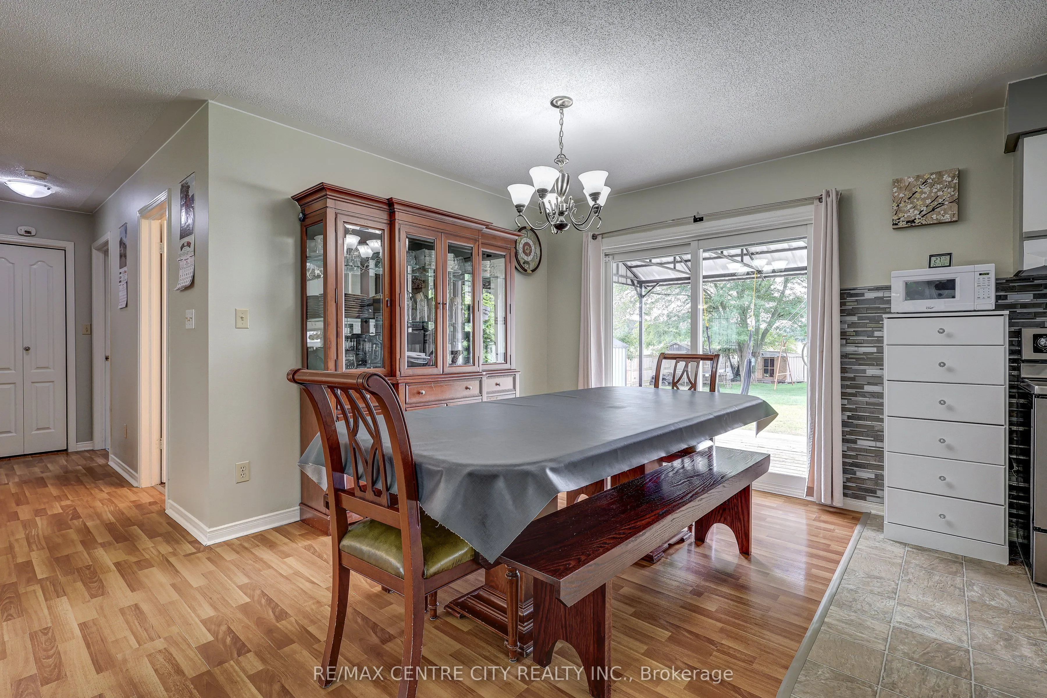 8109 Sandytown Road
