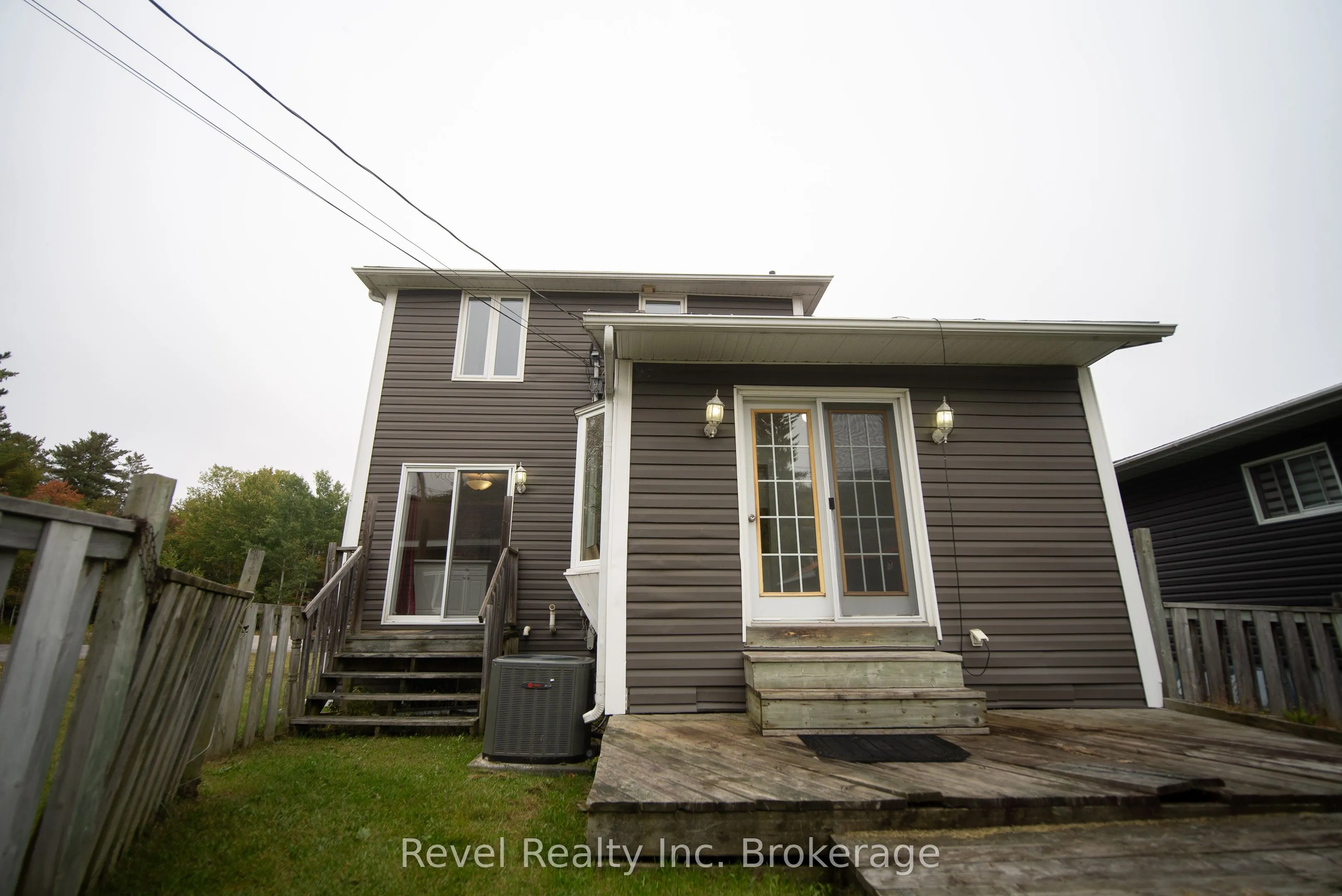 8 Pine Street