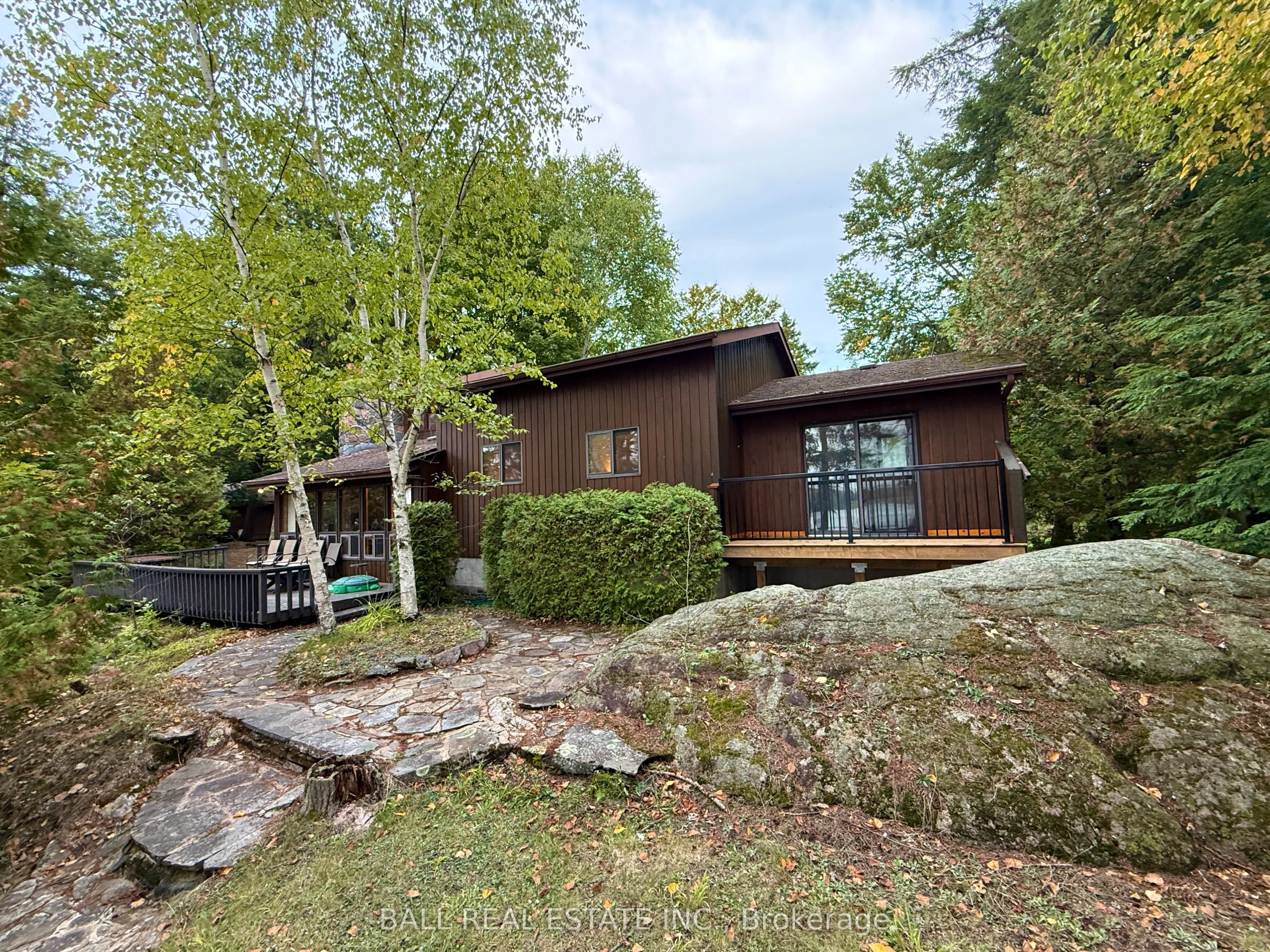 190 Maple Lane
