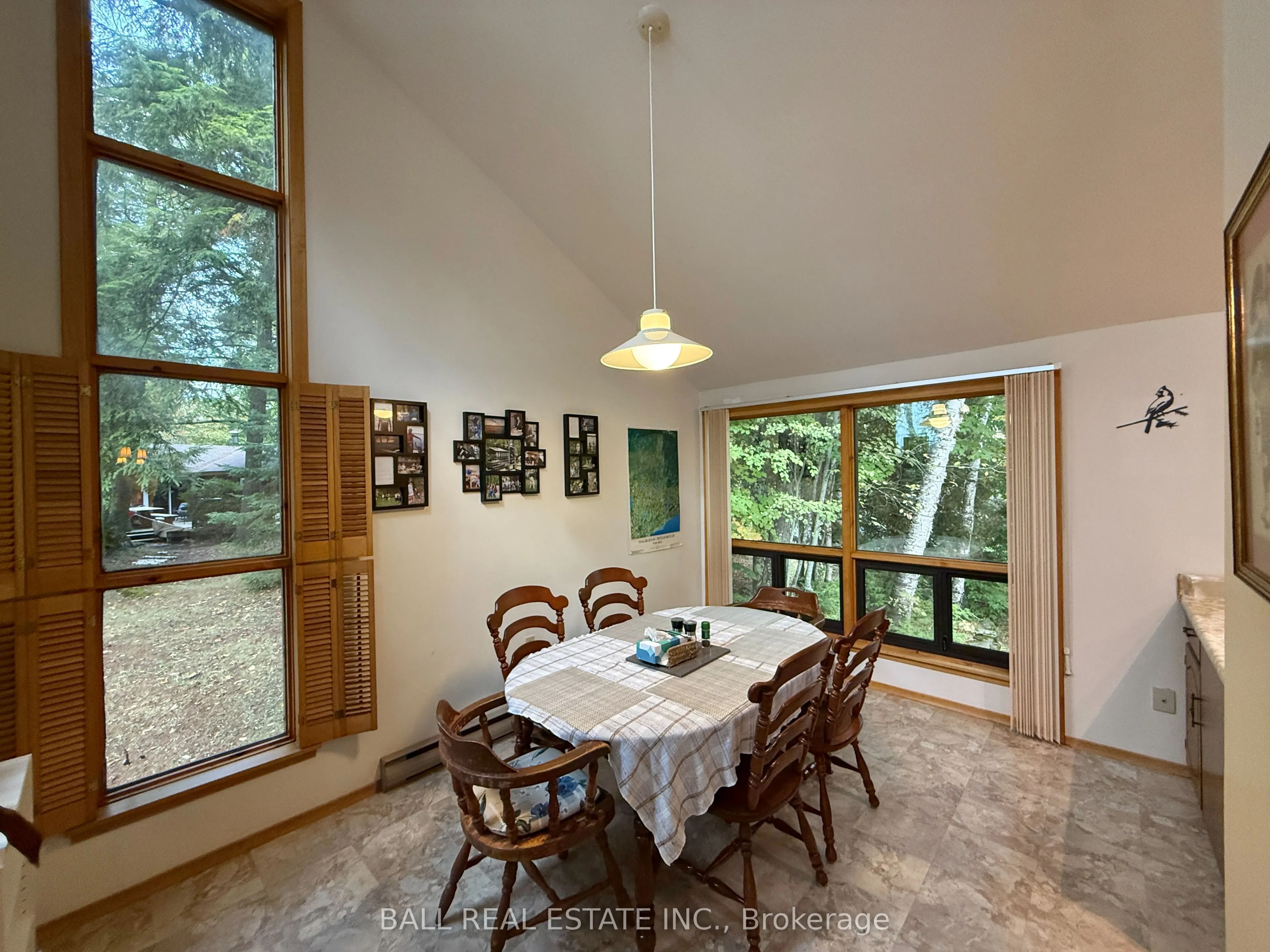 190 Maple Lane