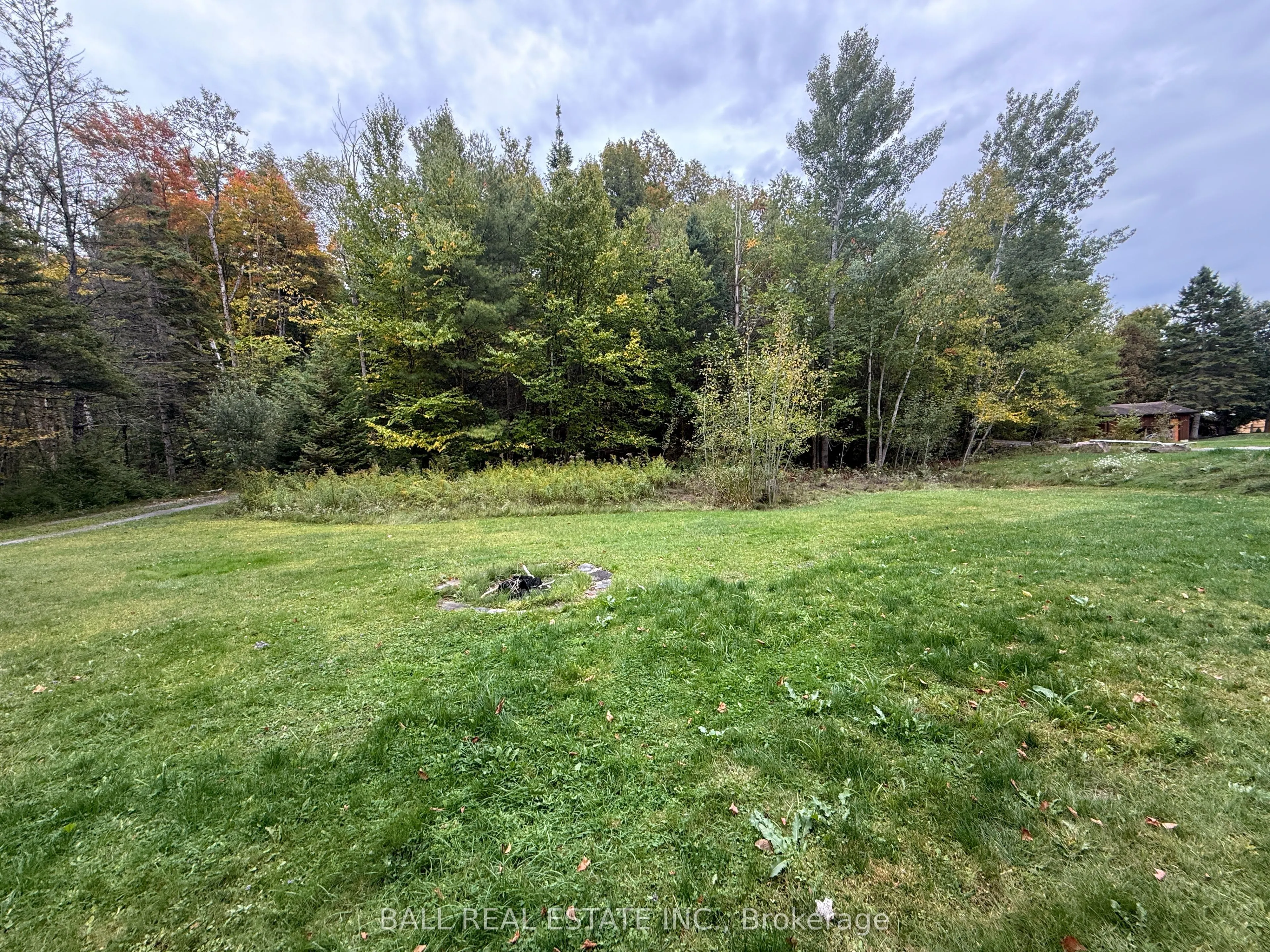 190 Maple Lane