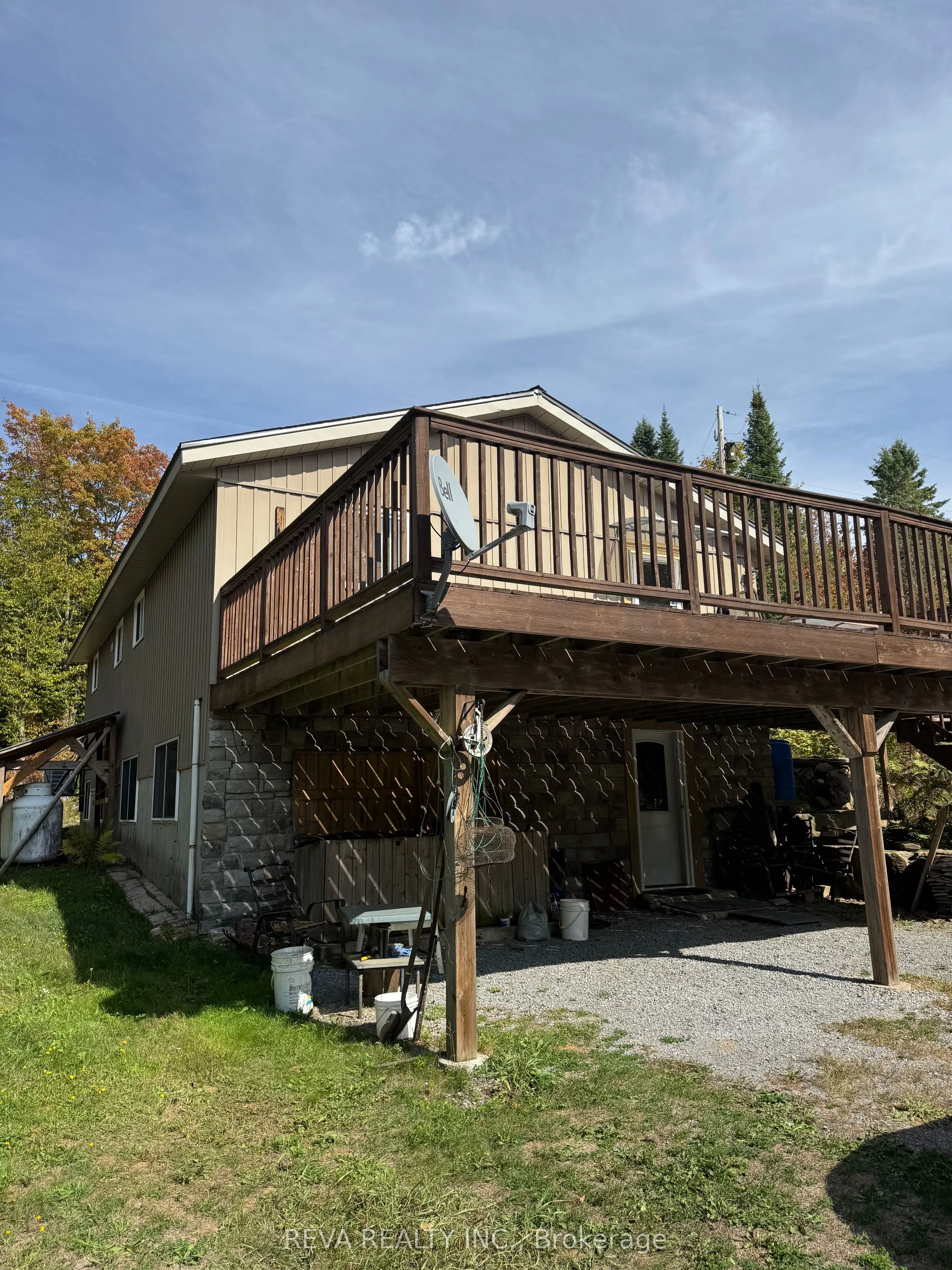 472 Rose Island Road