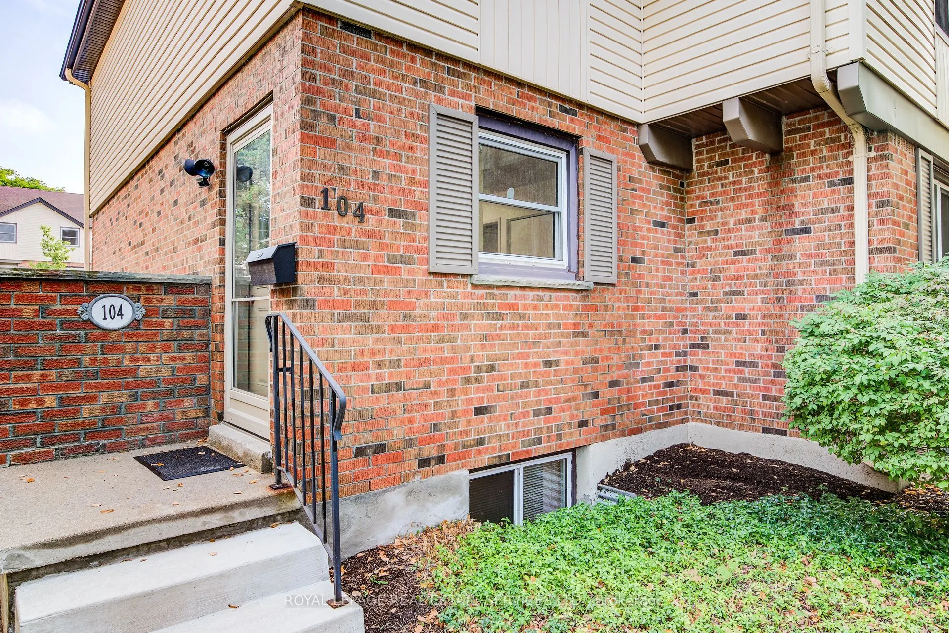 104 McDougall Road, #3