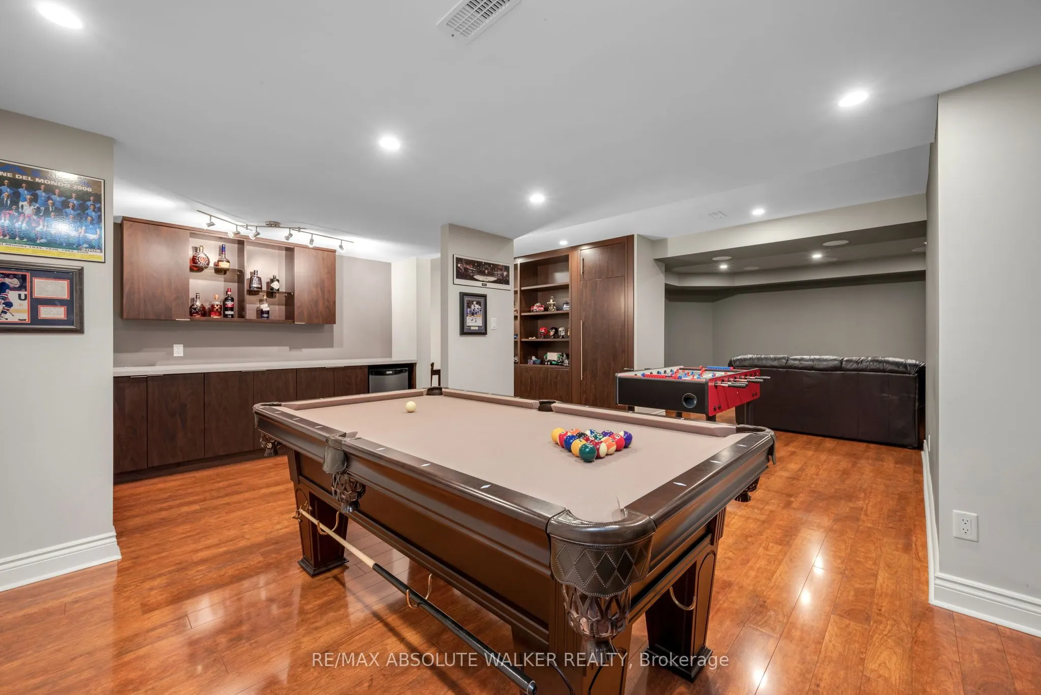 11 Tradewinds Drive