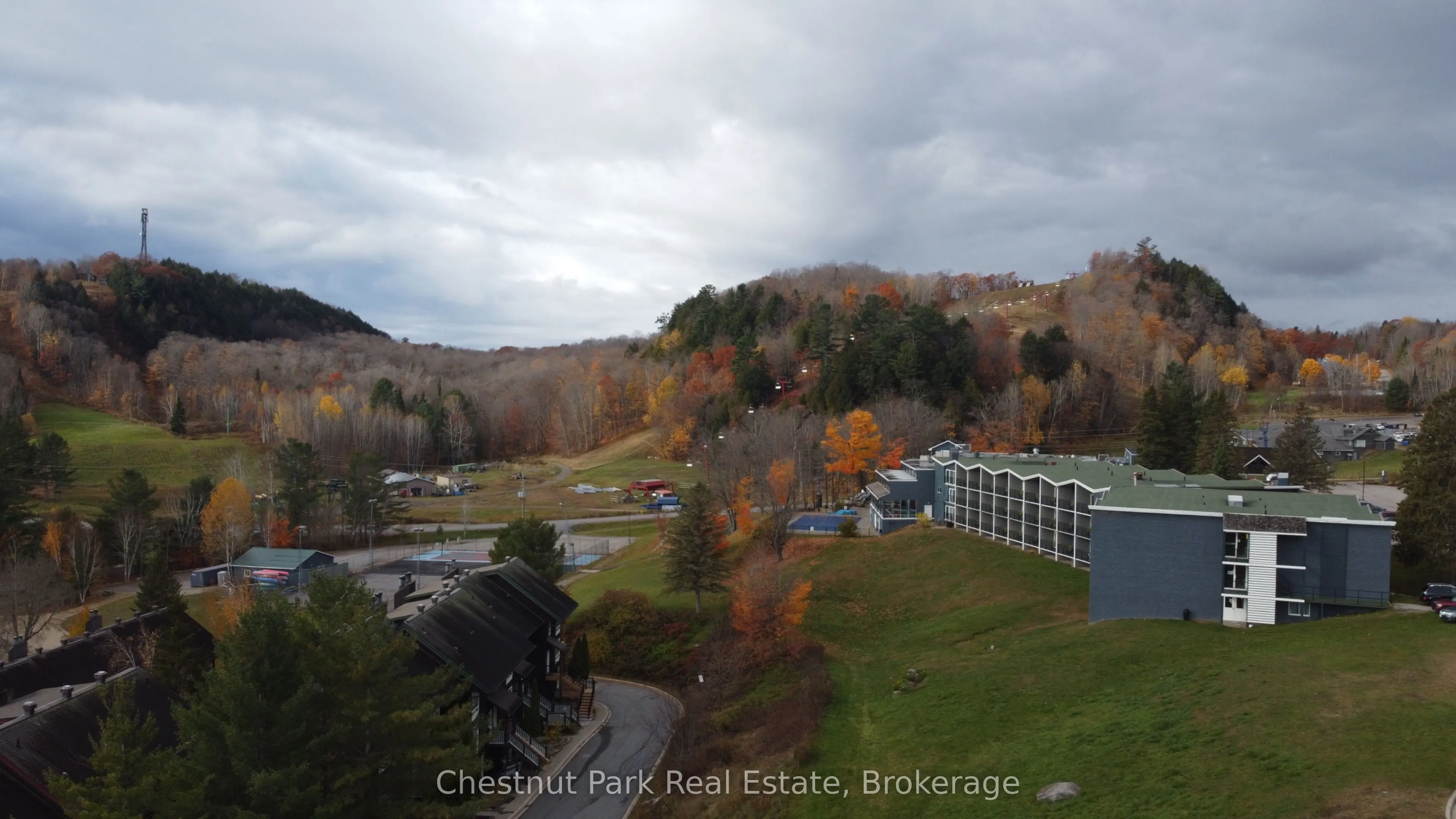 4 TURNER Drive, #2