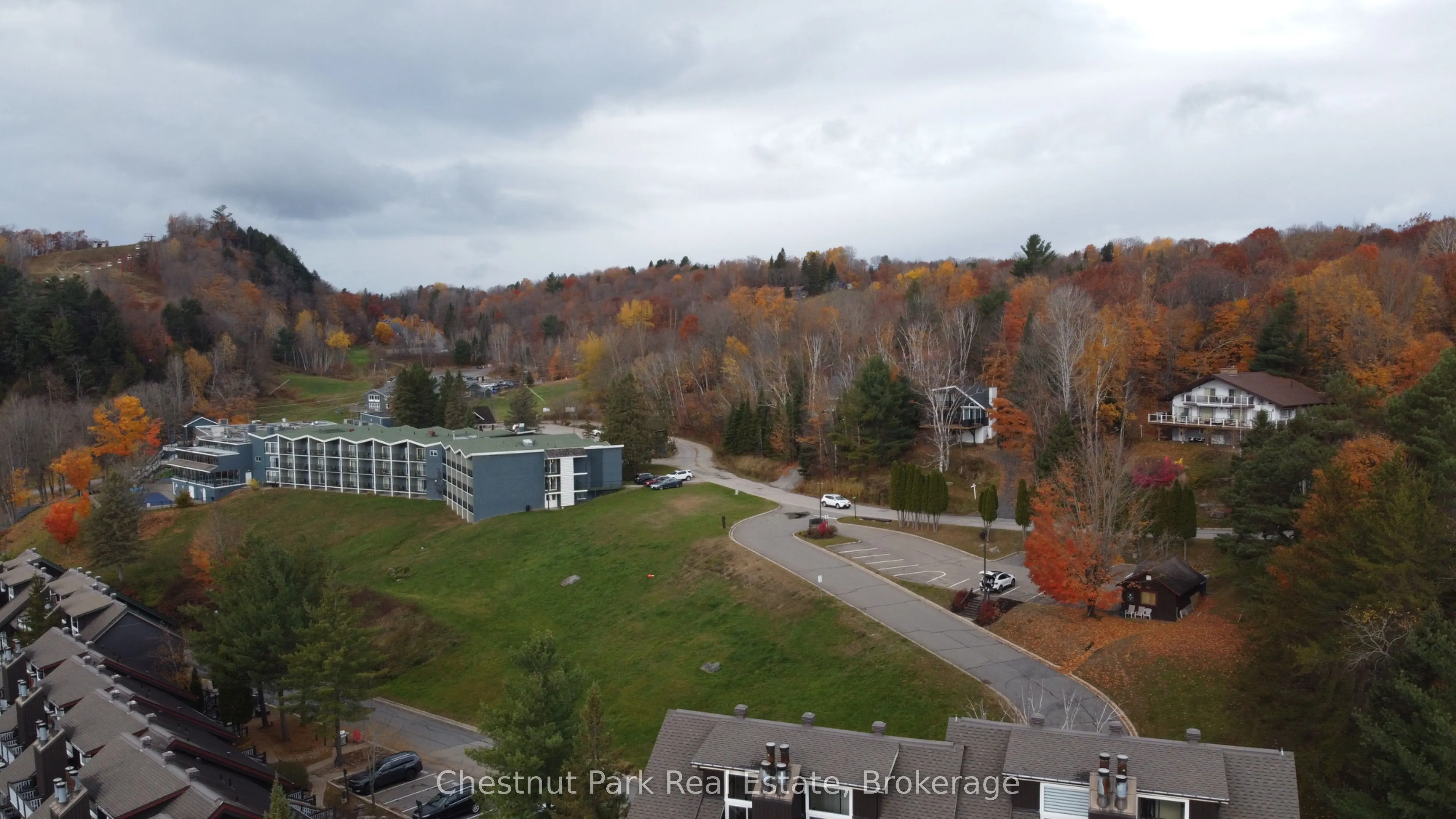4 TURNER Drive, #2