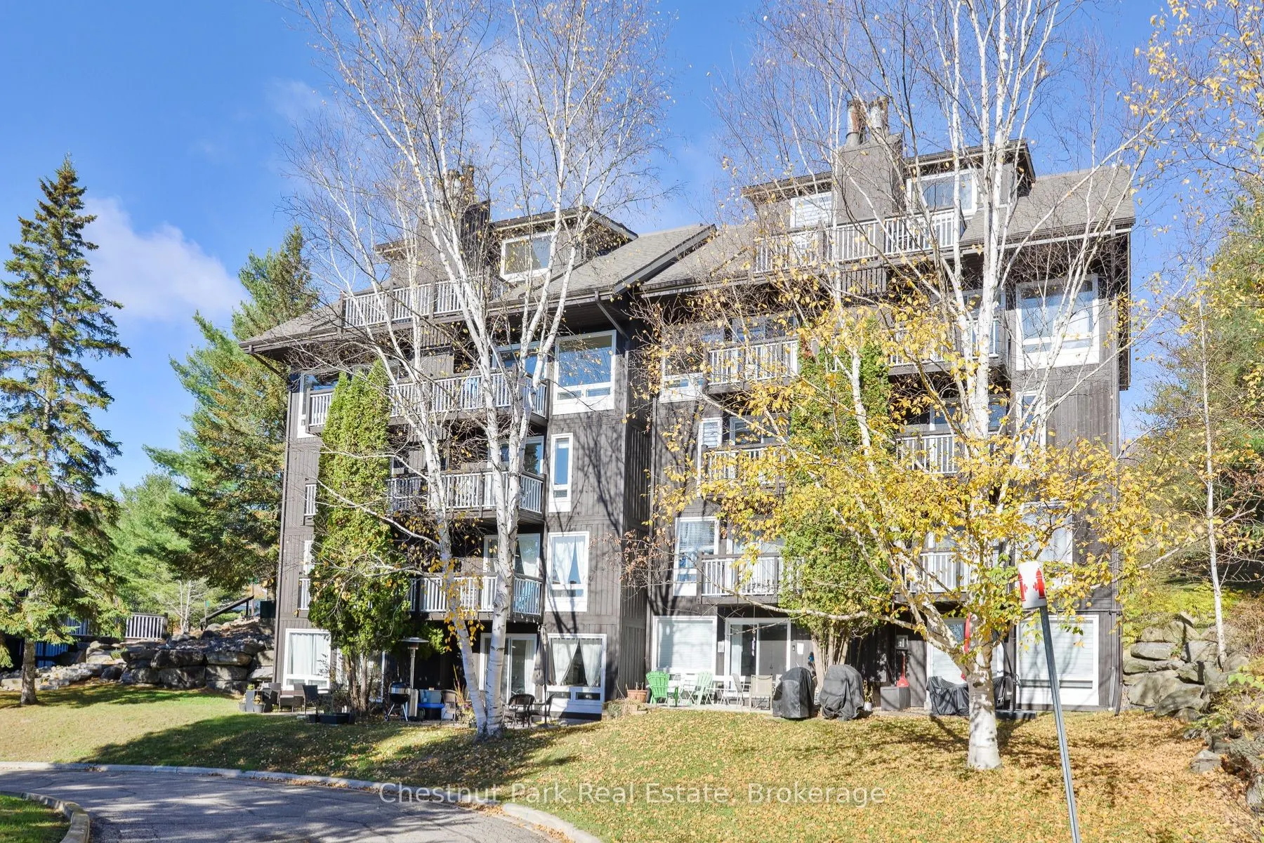 4 TURNER Drive, #2