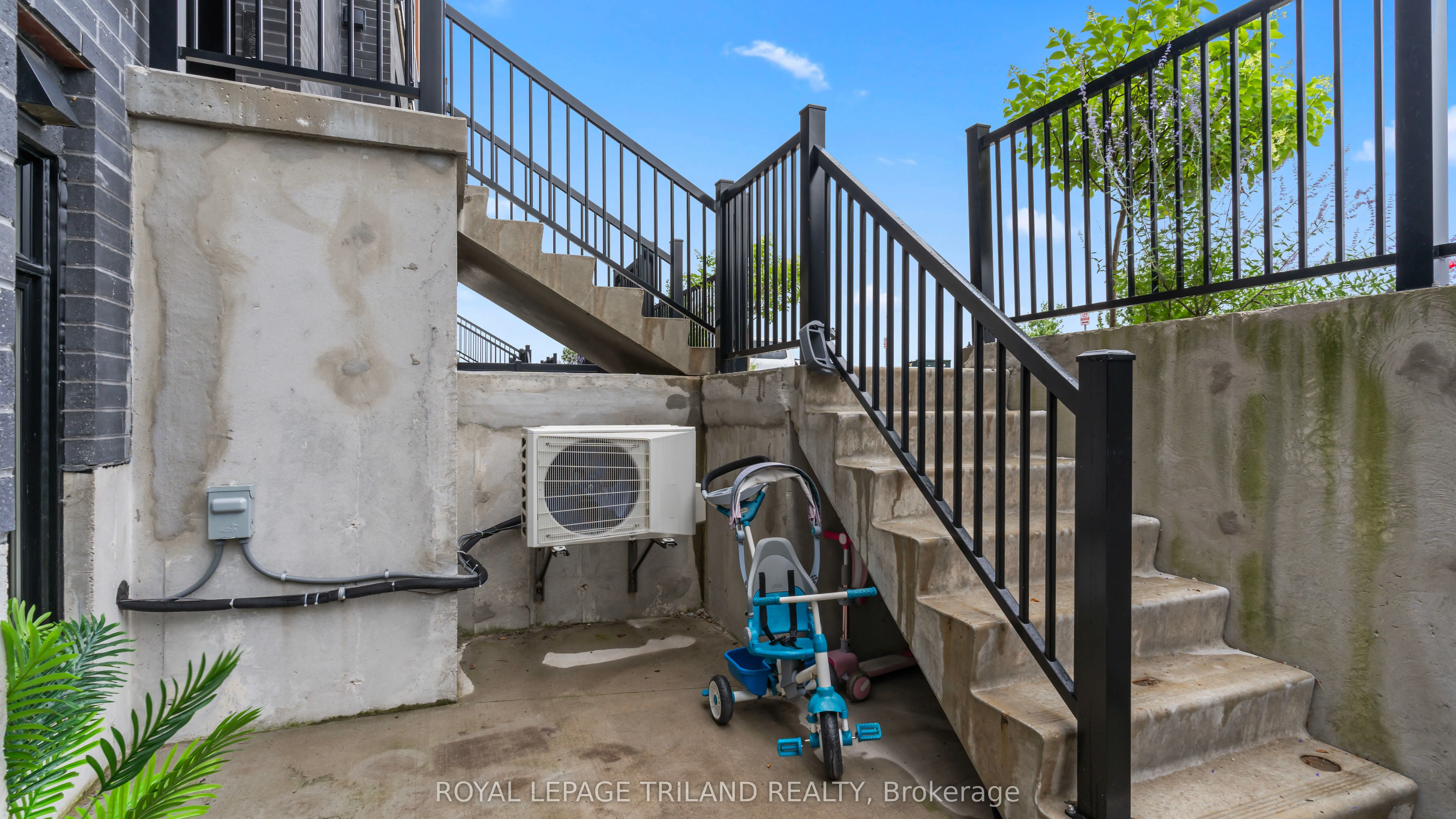 3900 Savoy Street, #129