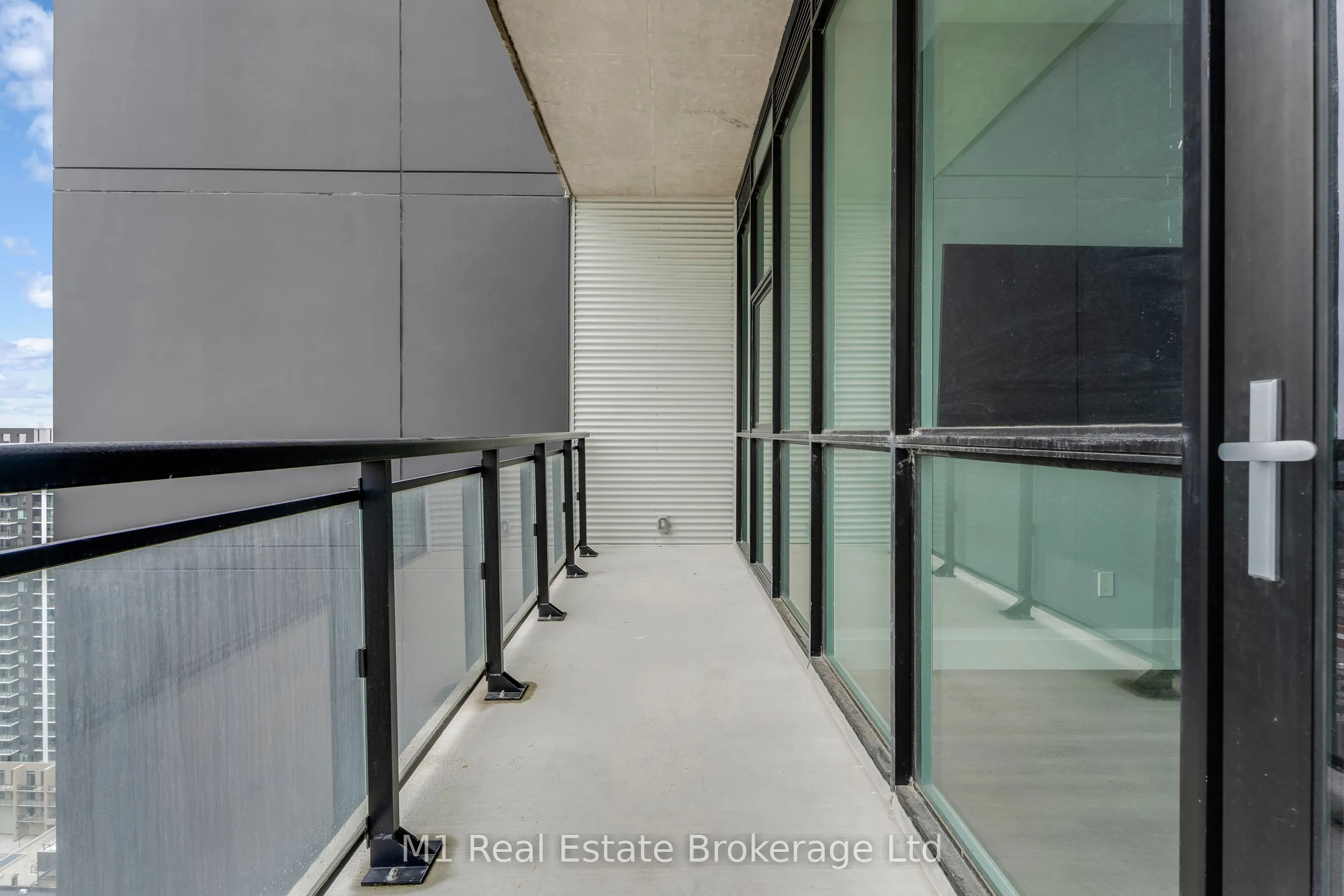 60 Charles Street W, #3001