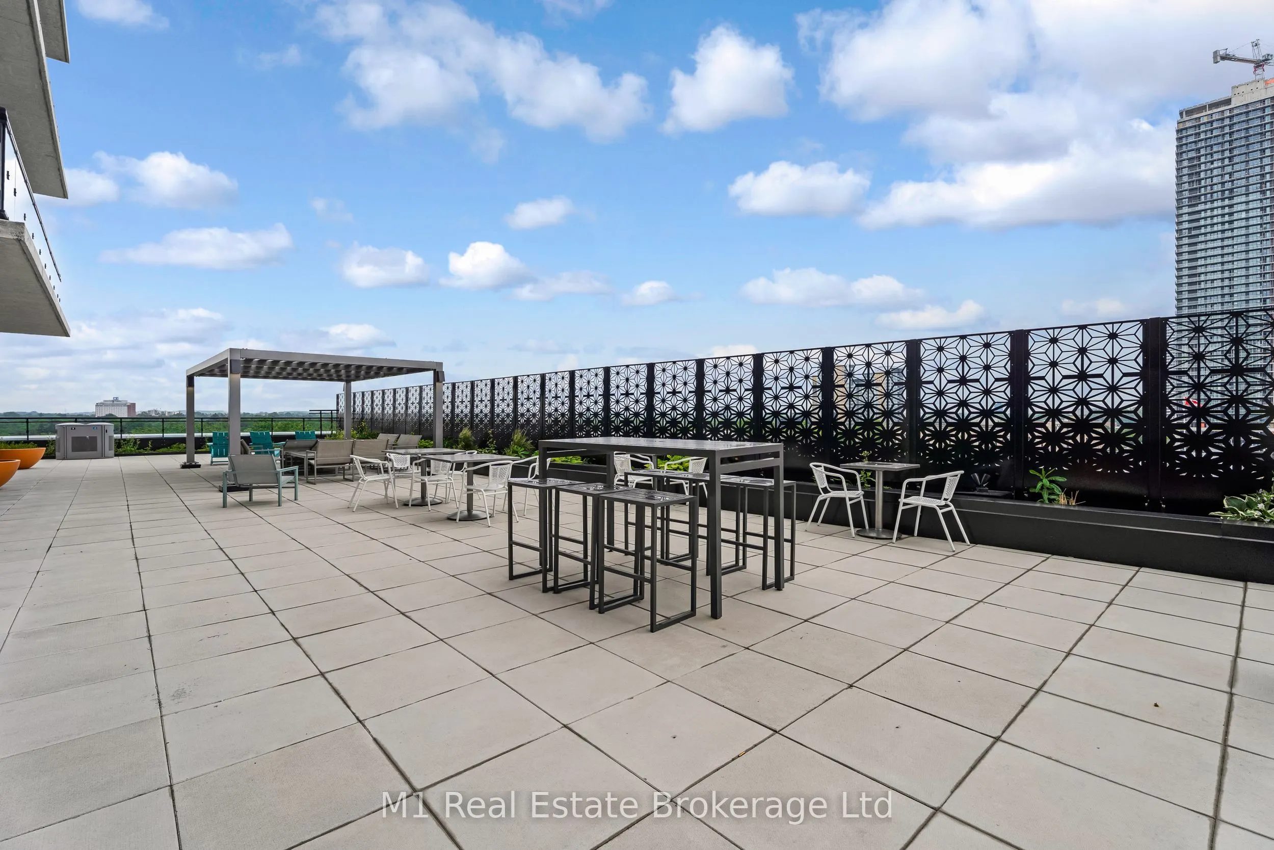 60 Charles Street W, #3001