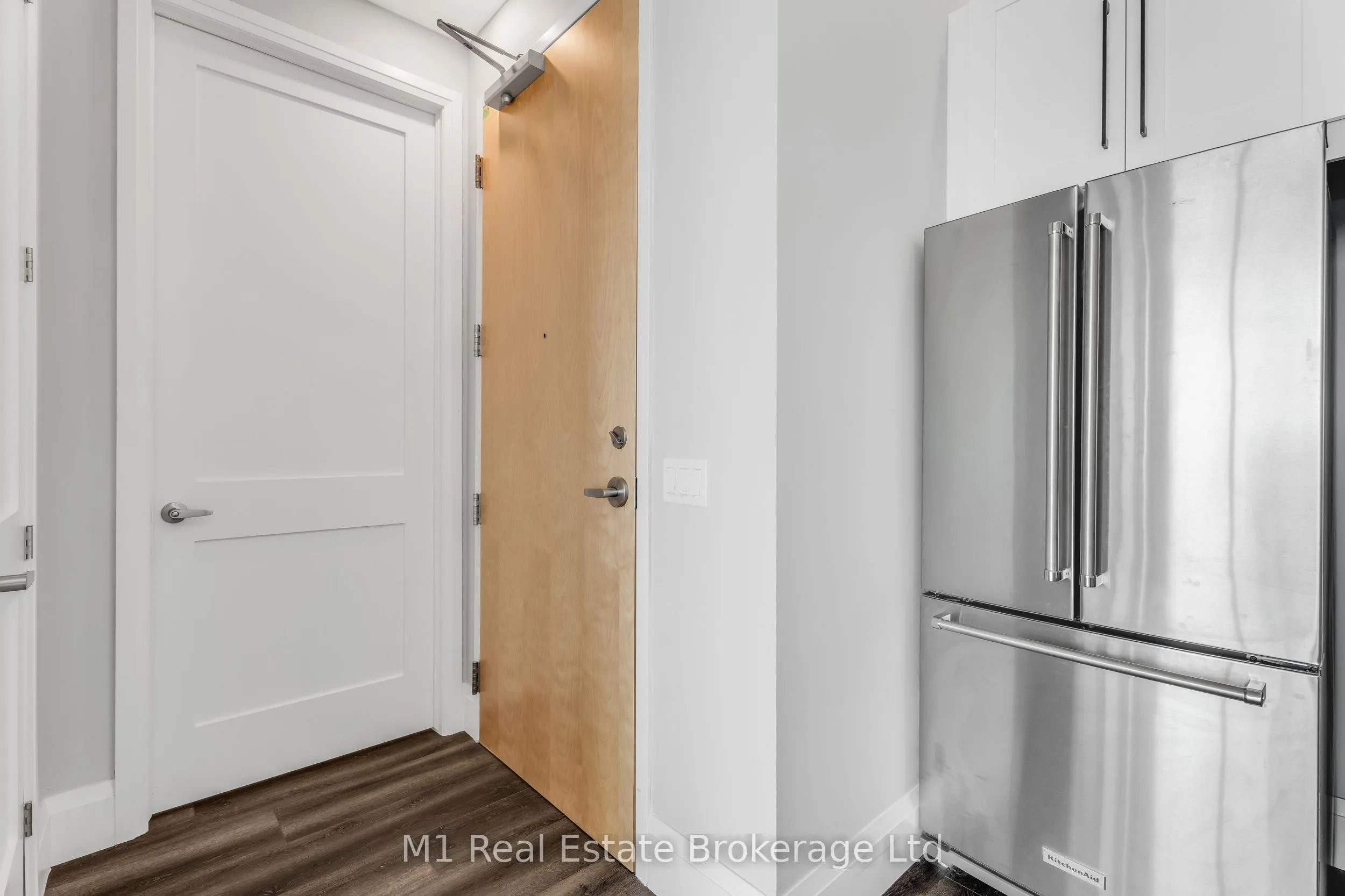 60 Charles Street W, #3001