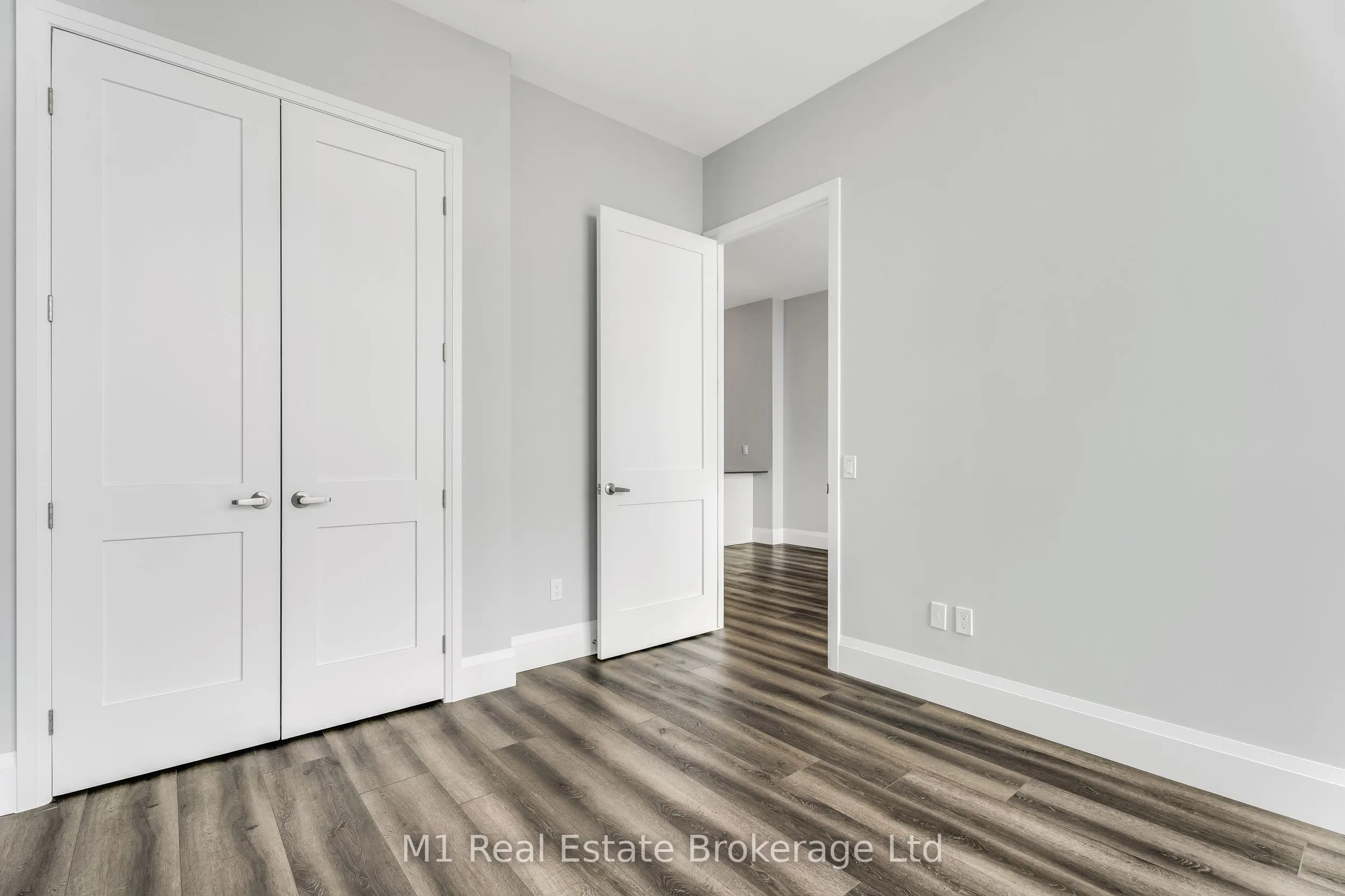 60 Charles Street W, #3001