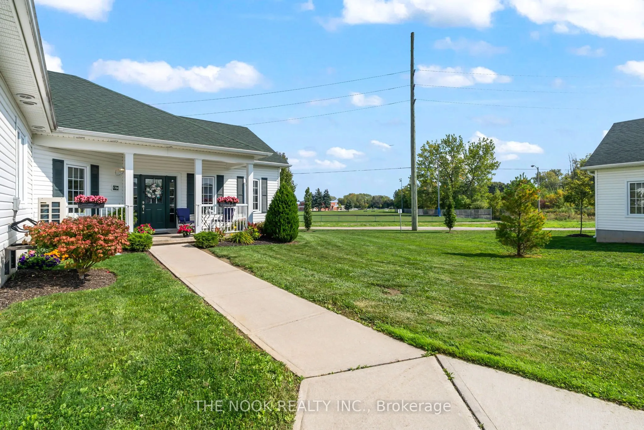 300 Croft Street, #1704