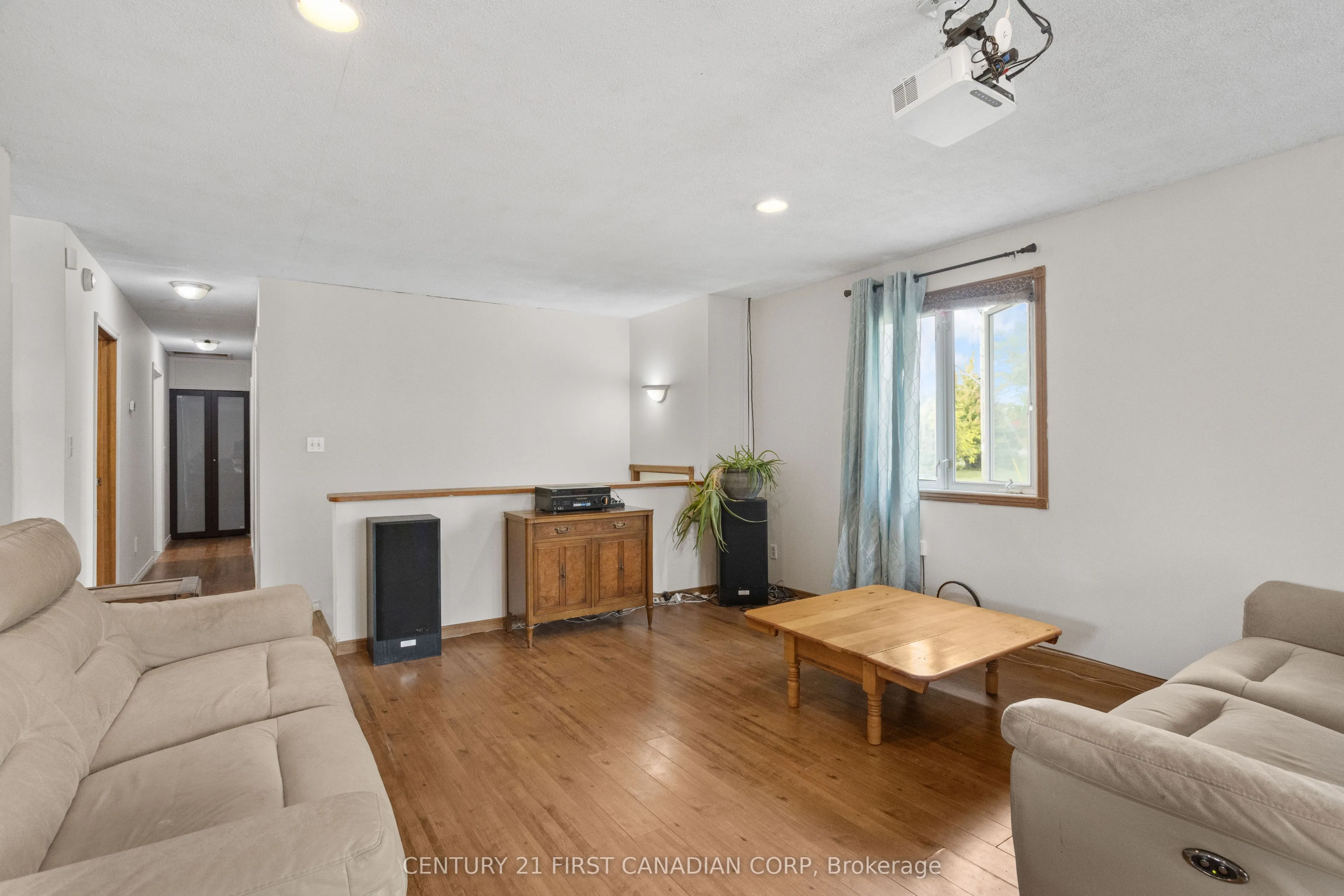 10213 Iona Road