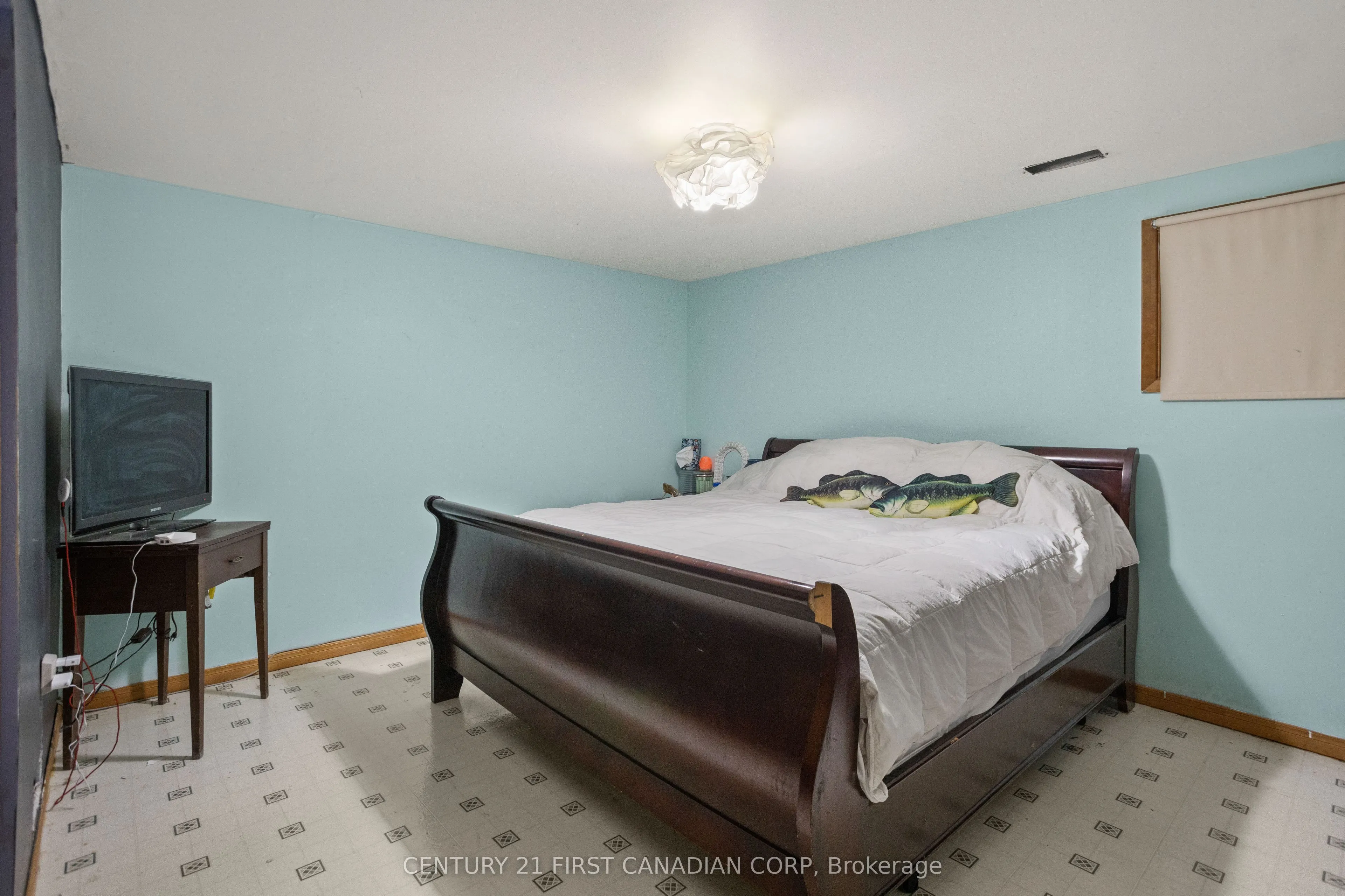 10213 Iona Road