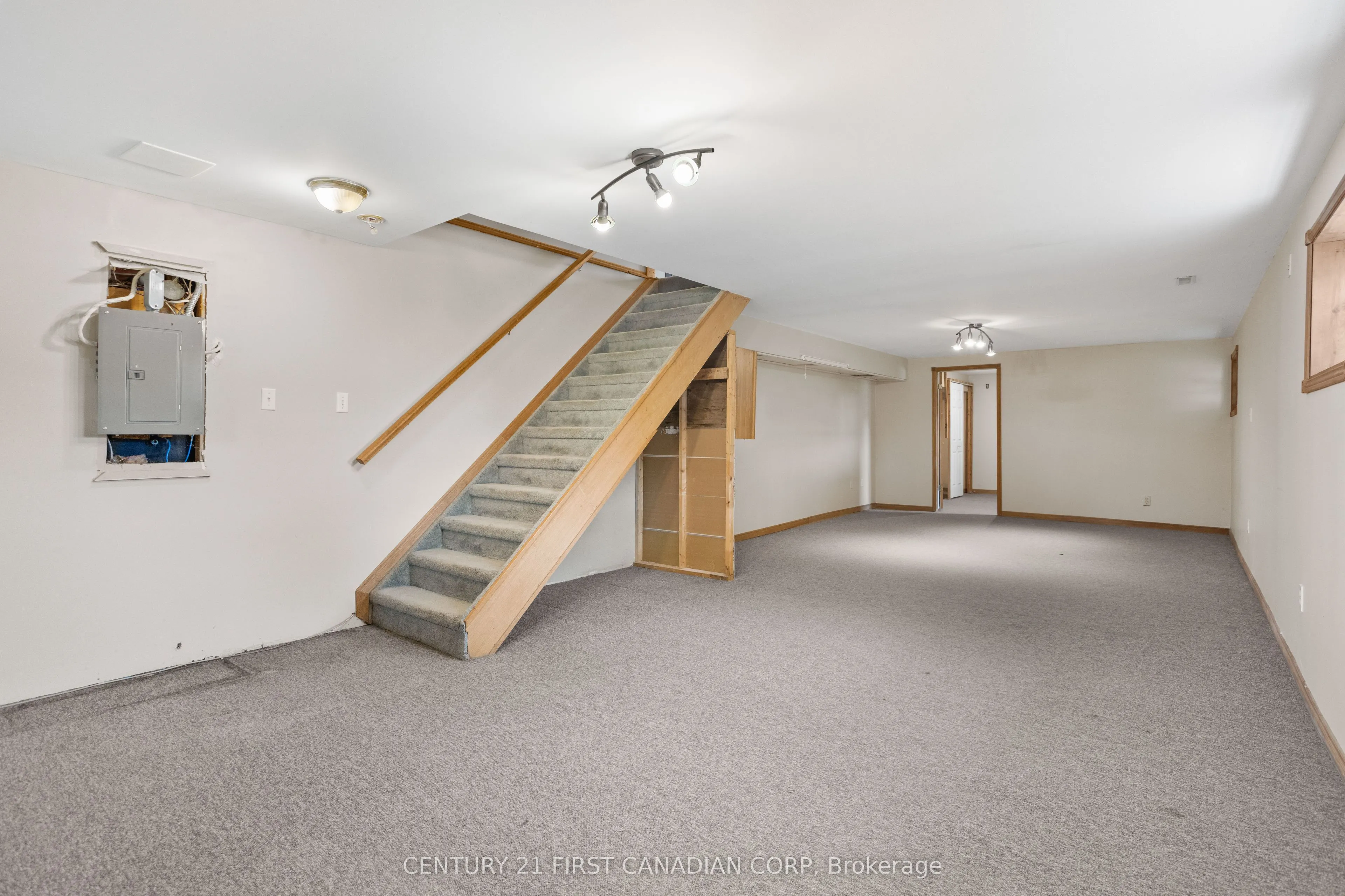 10213 Iona Road