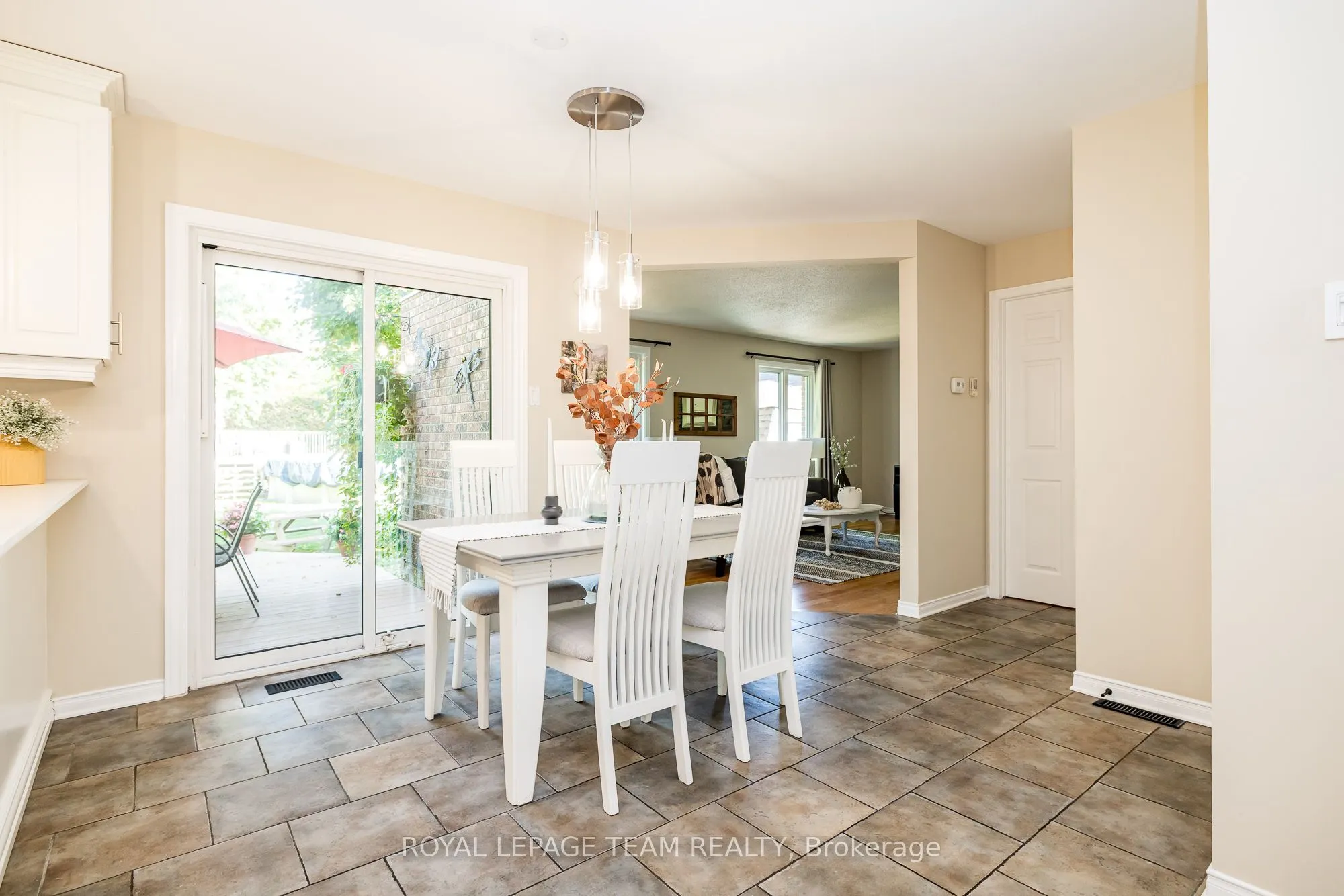 5239 Mclean Crescent