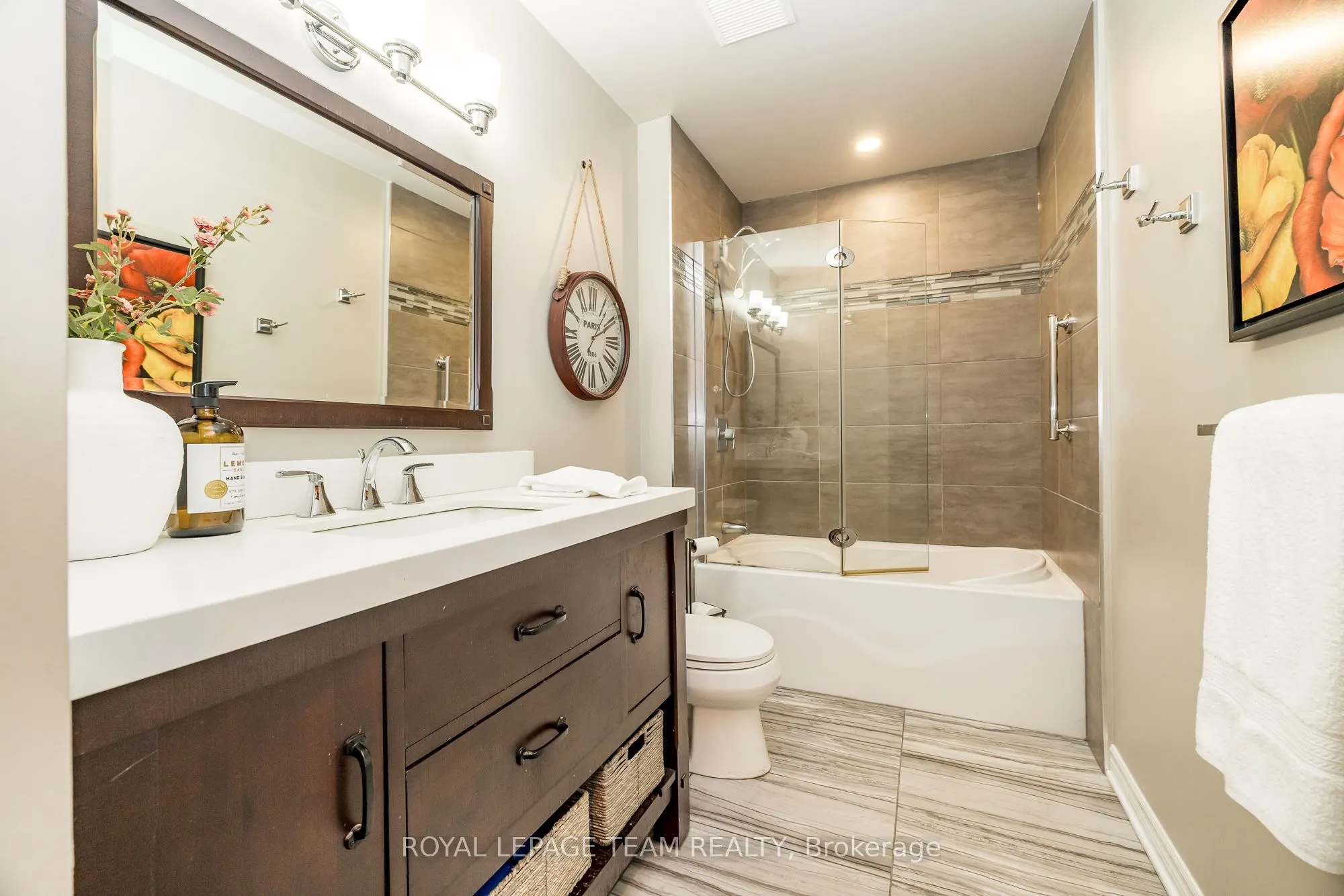 5239 Mclean Crescent