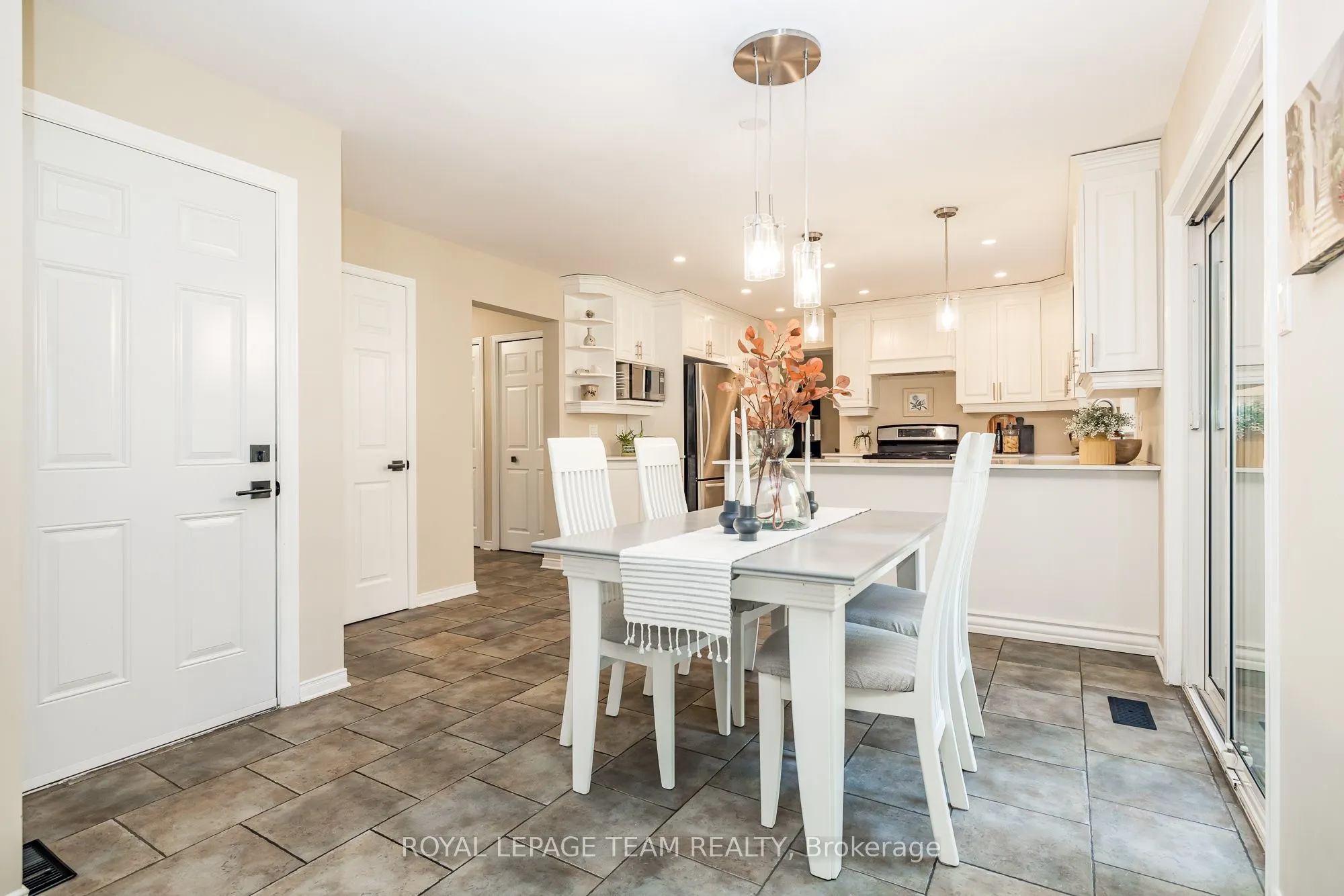 5239 Mclean Crescent