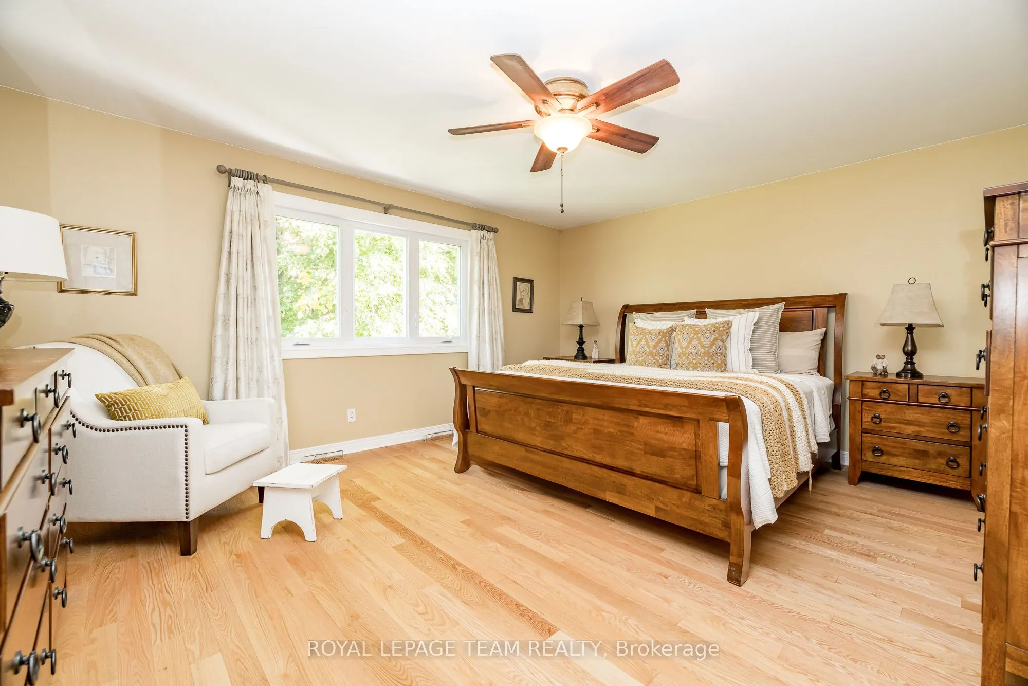 5239 Mclean Crescent