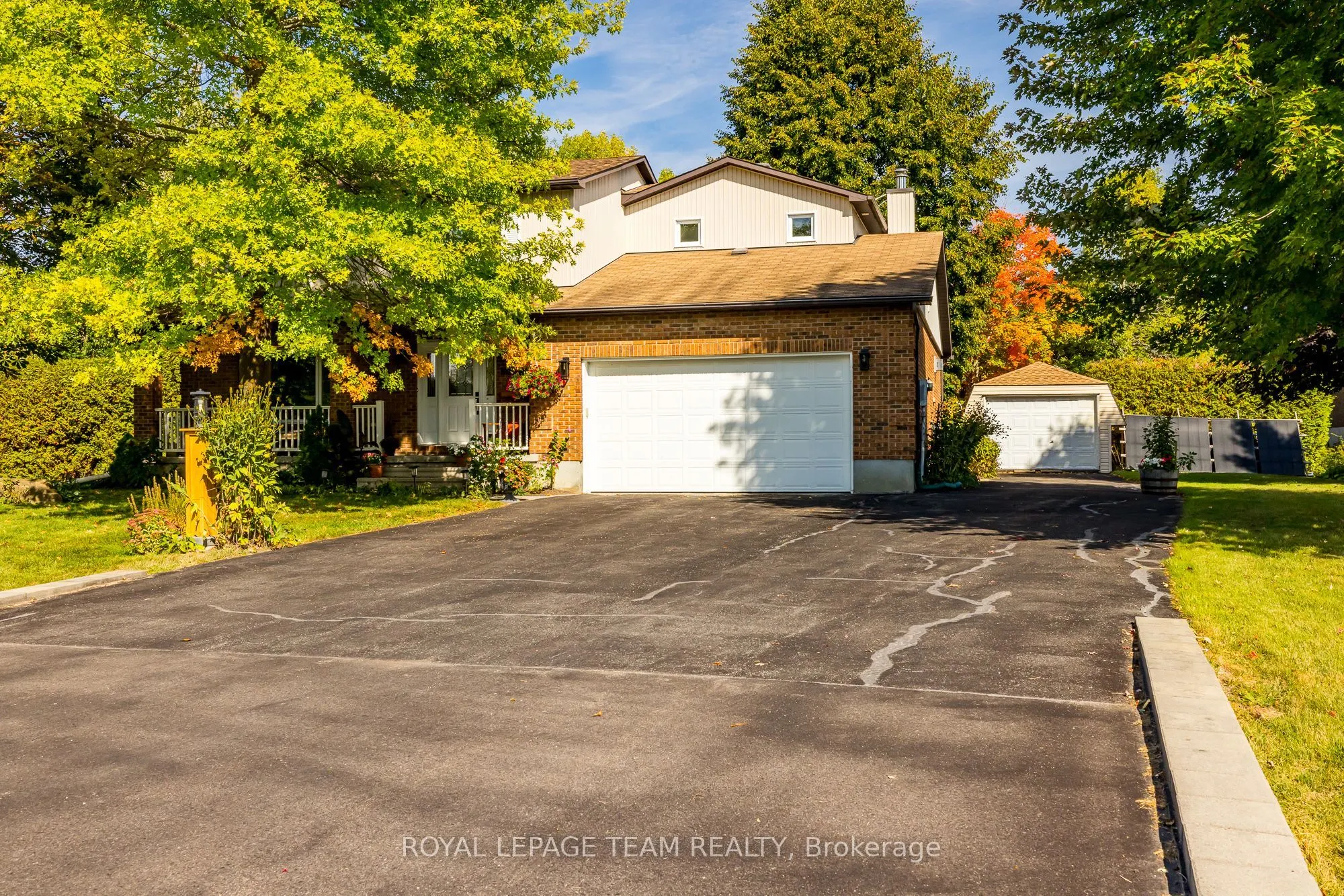 5239 Mclean Crescent