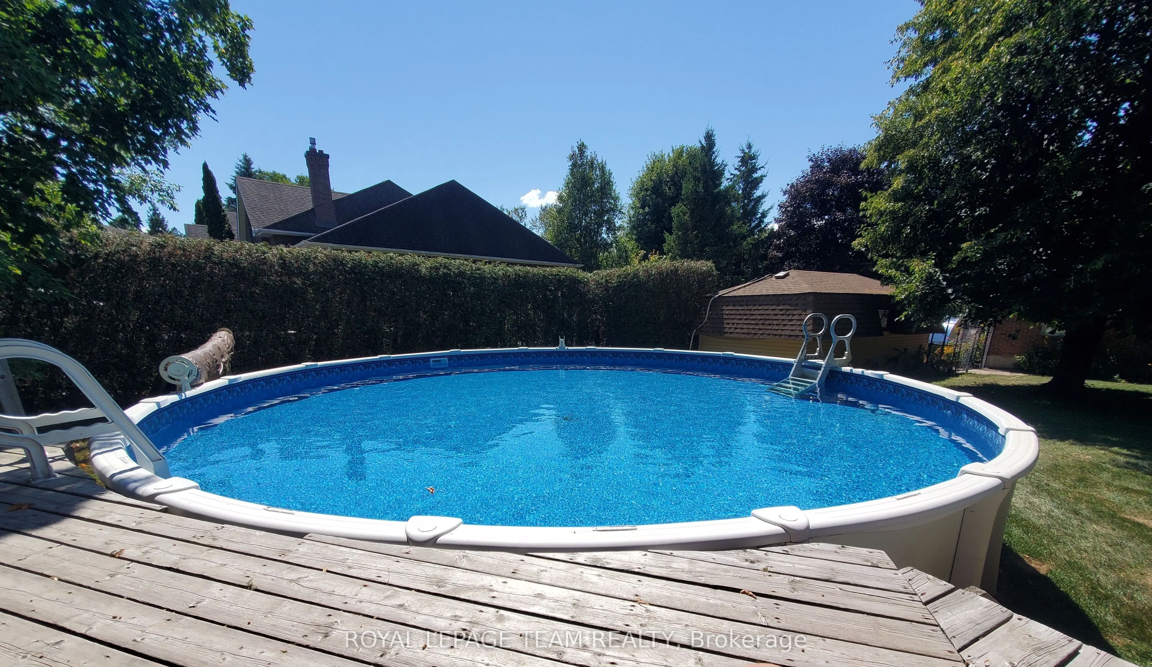 5239 Mclean Crescent