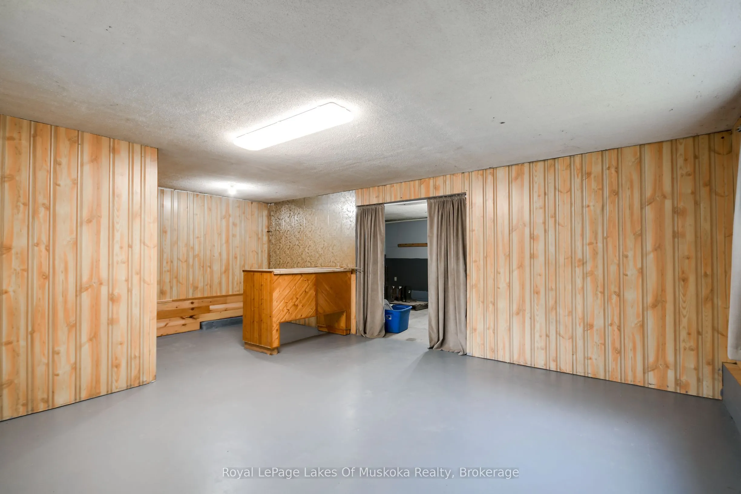 1010 Chown Road