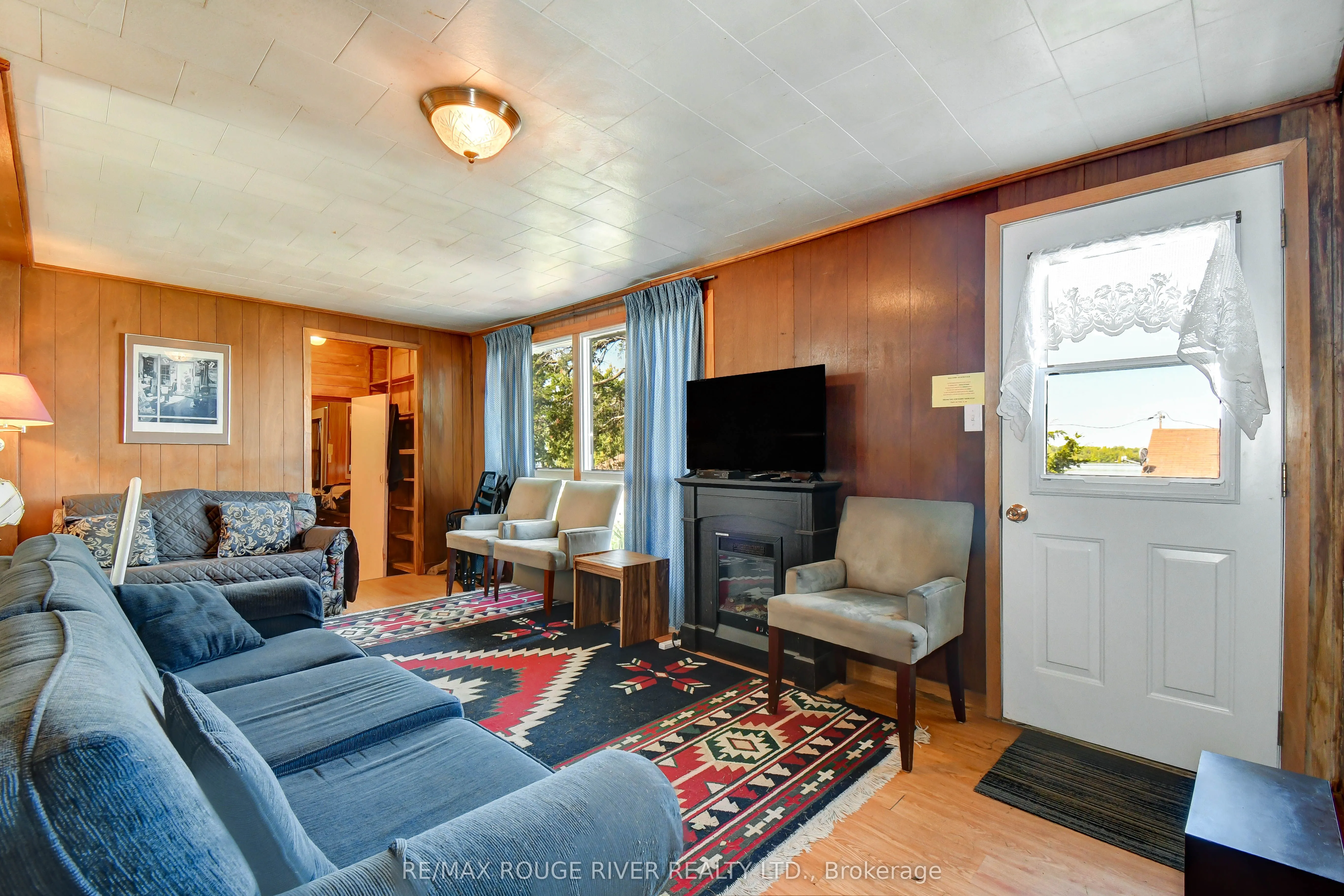 68 Robins Road, #198