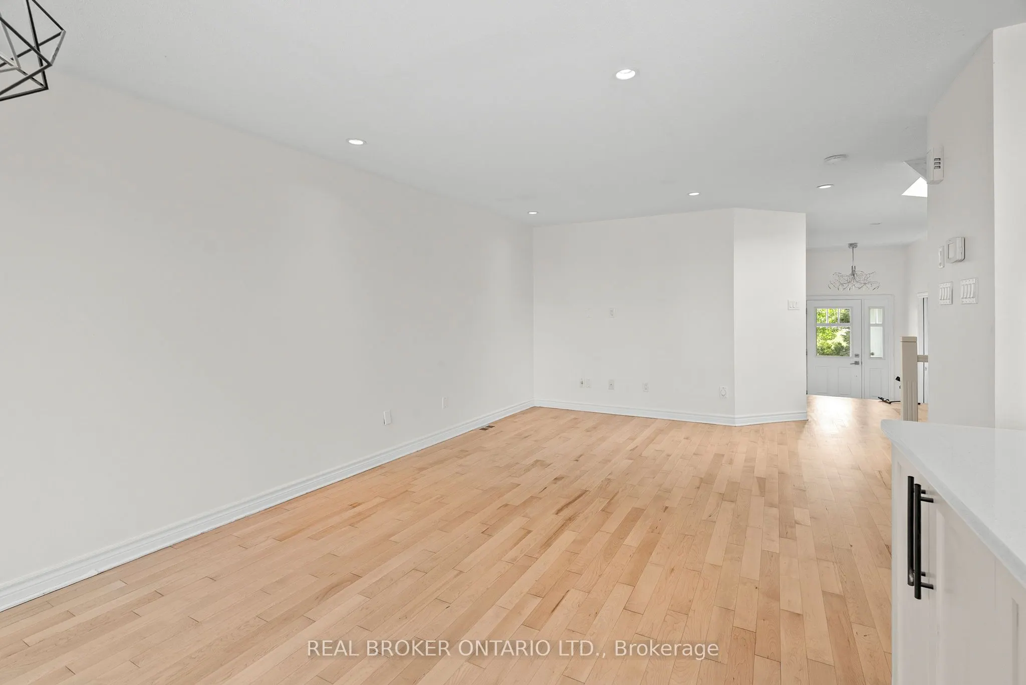 200 Garrity Crescent