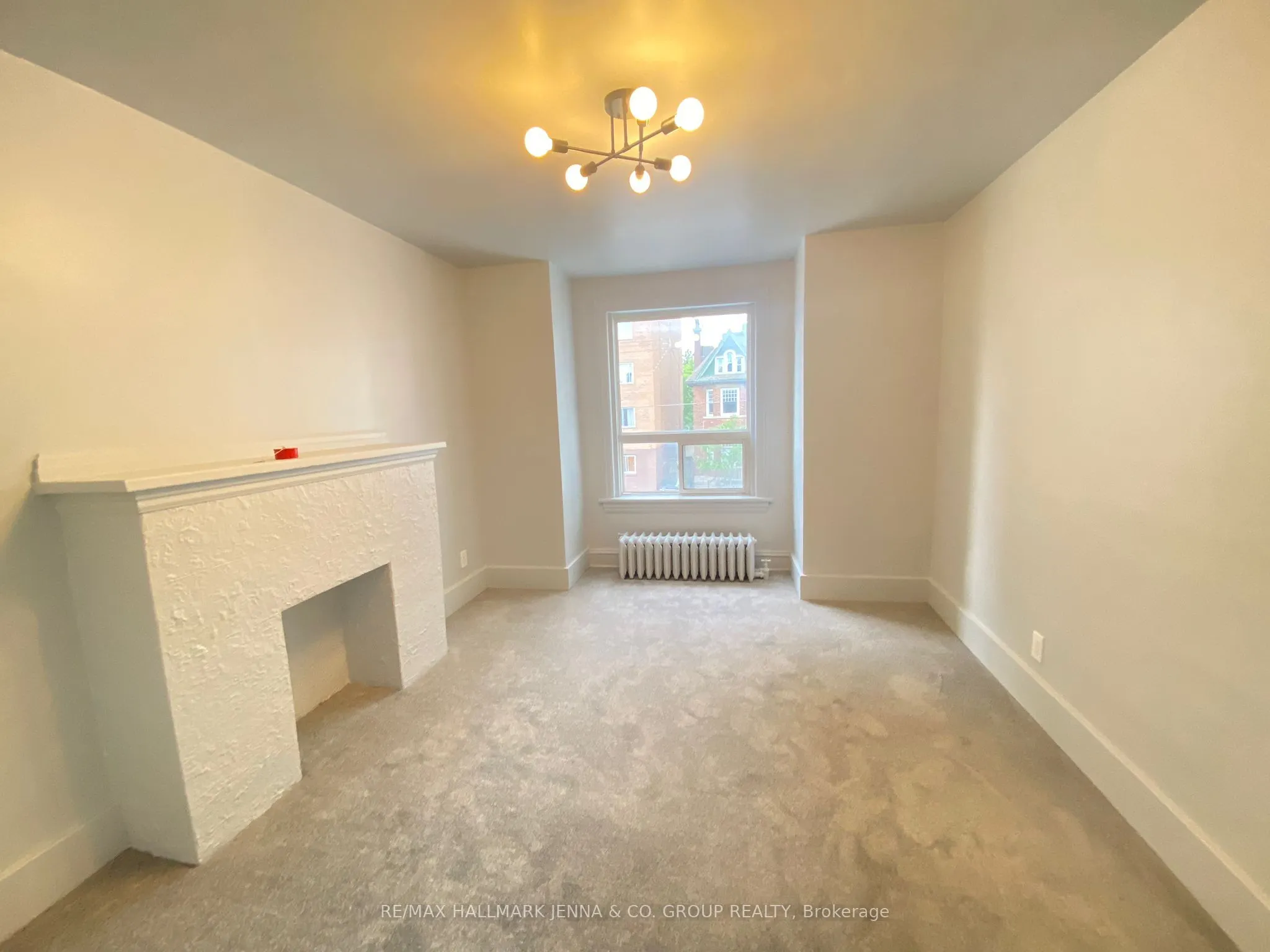 275 Bronson Avenue, #2