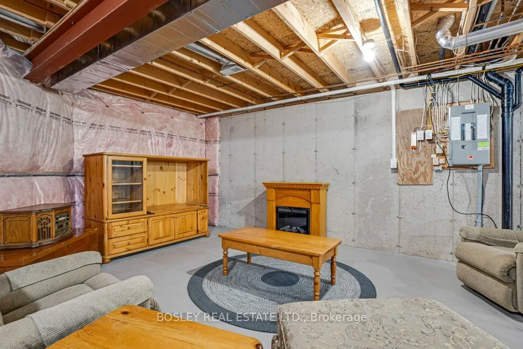 50 Midland Drive, #12