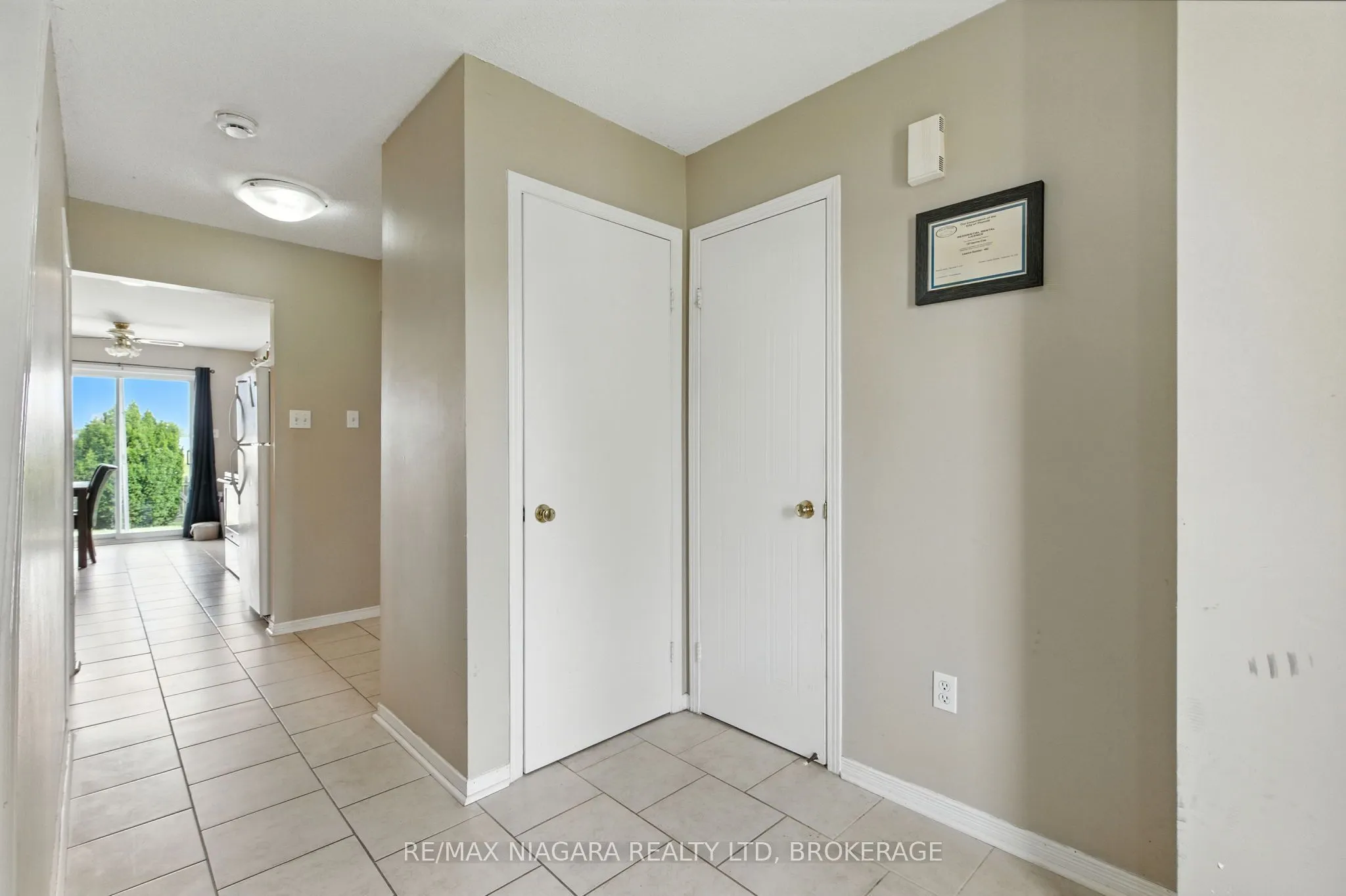 127 DEVINE Crescent