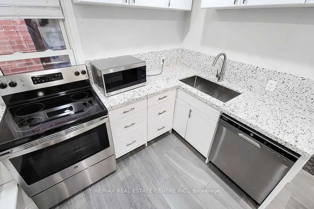 24 East 22nd Street