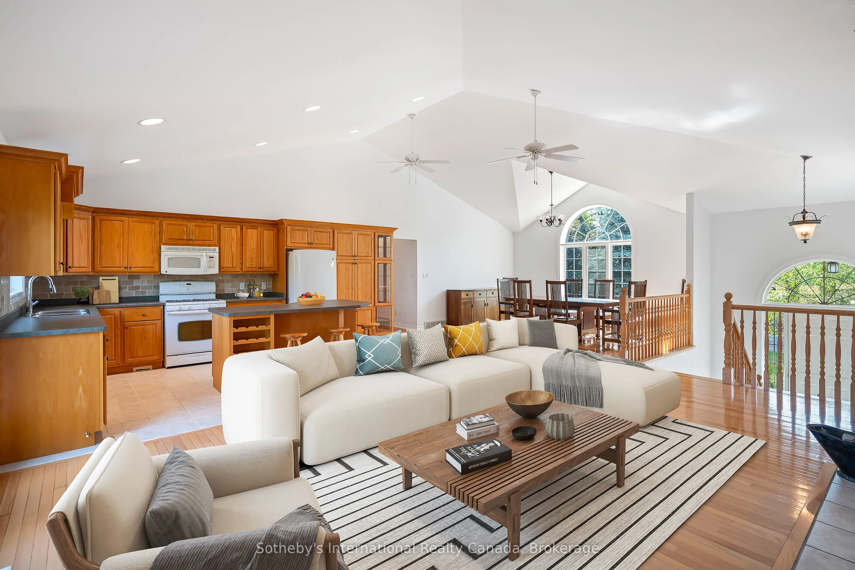 3121 Glenbrook Drive