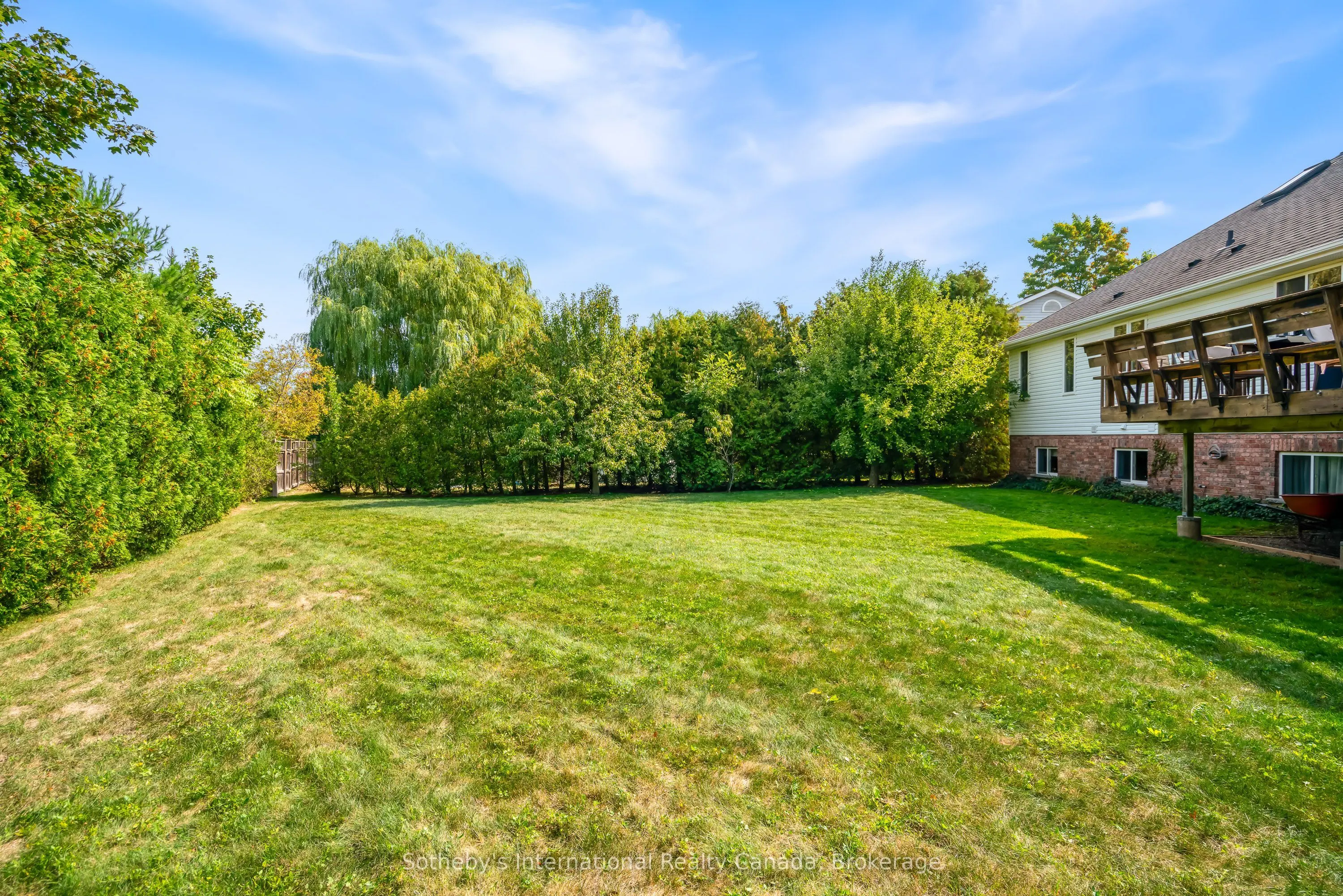 3121 Glenbrook Drive