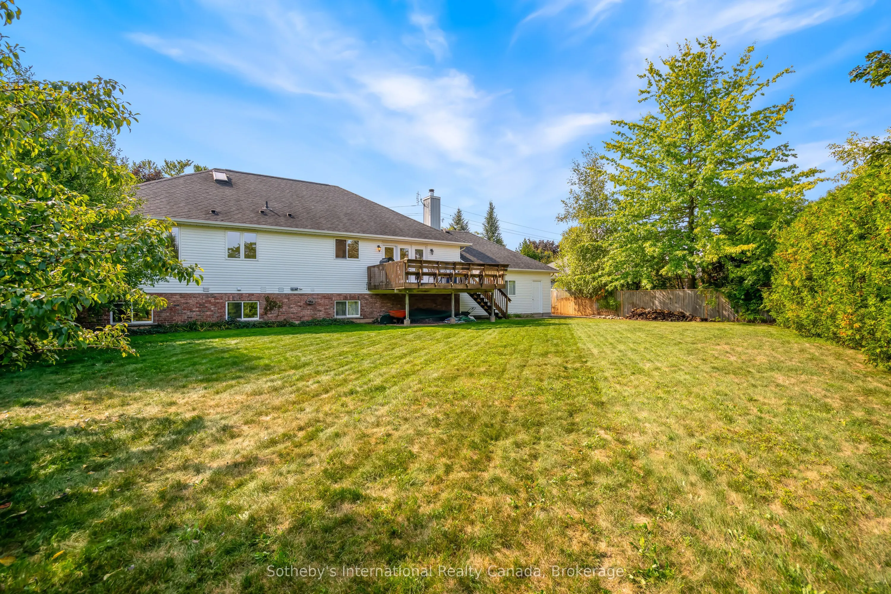 3121 Glenbrook Drive