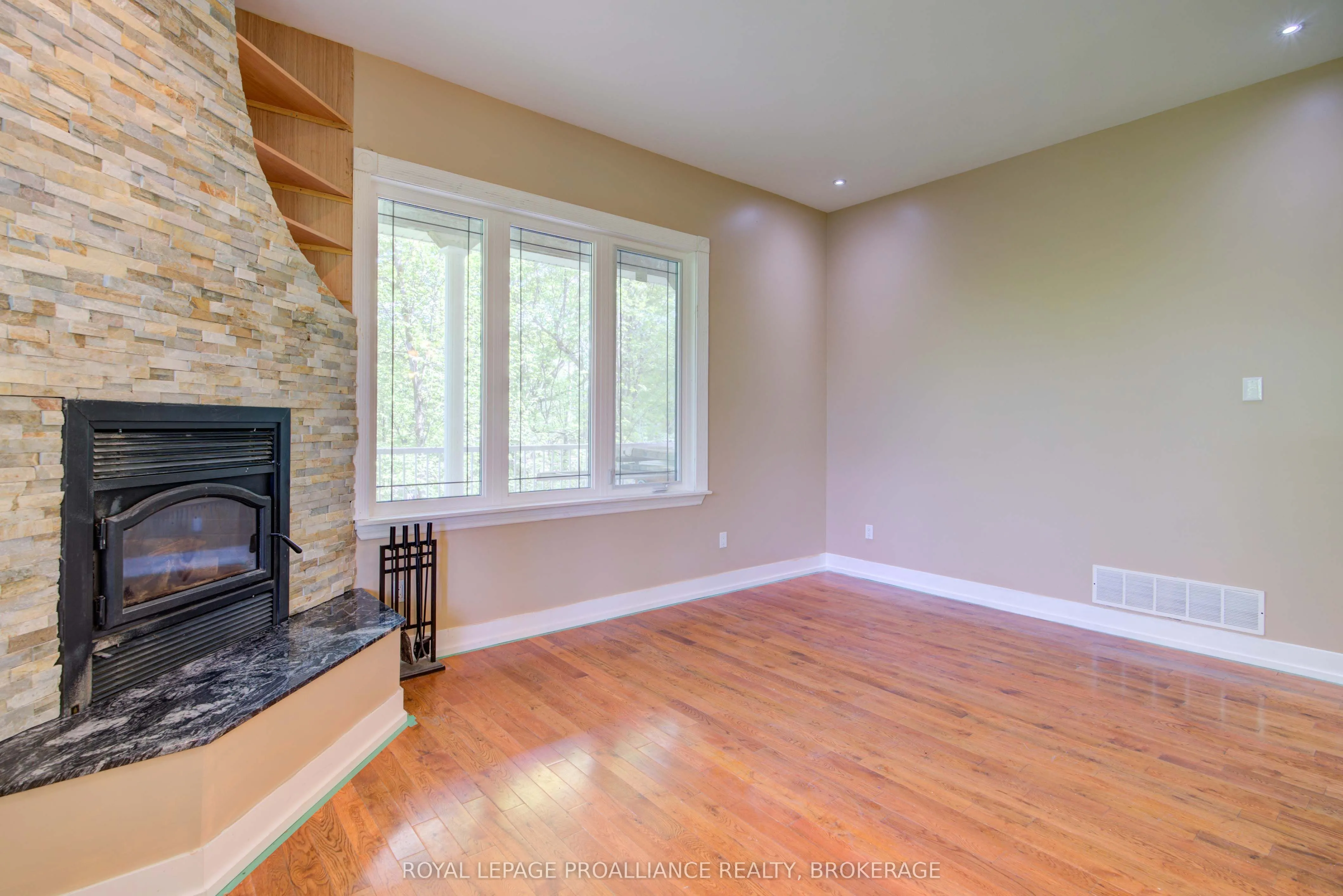 124 Granite Hills