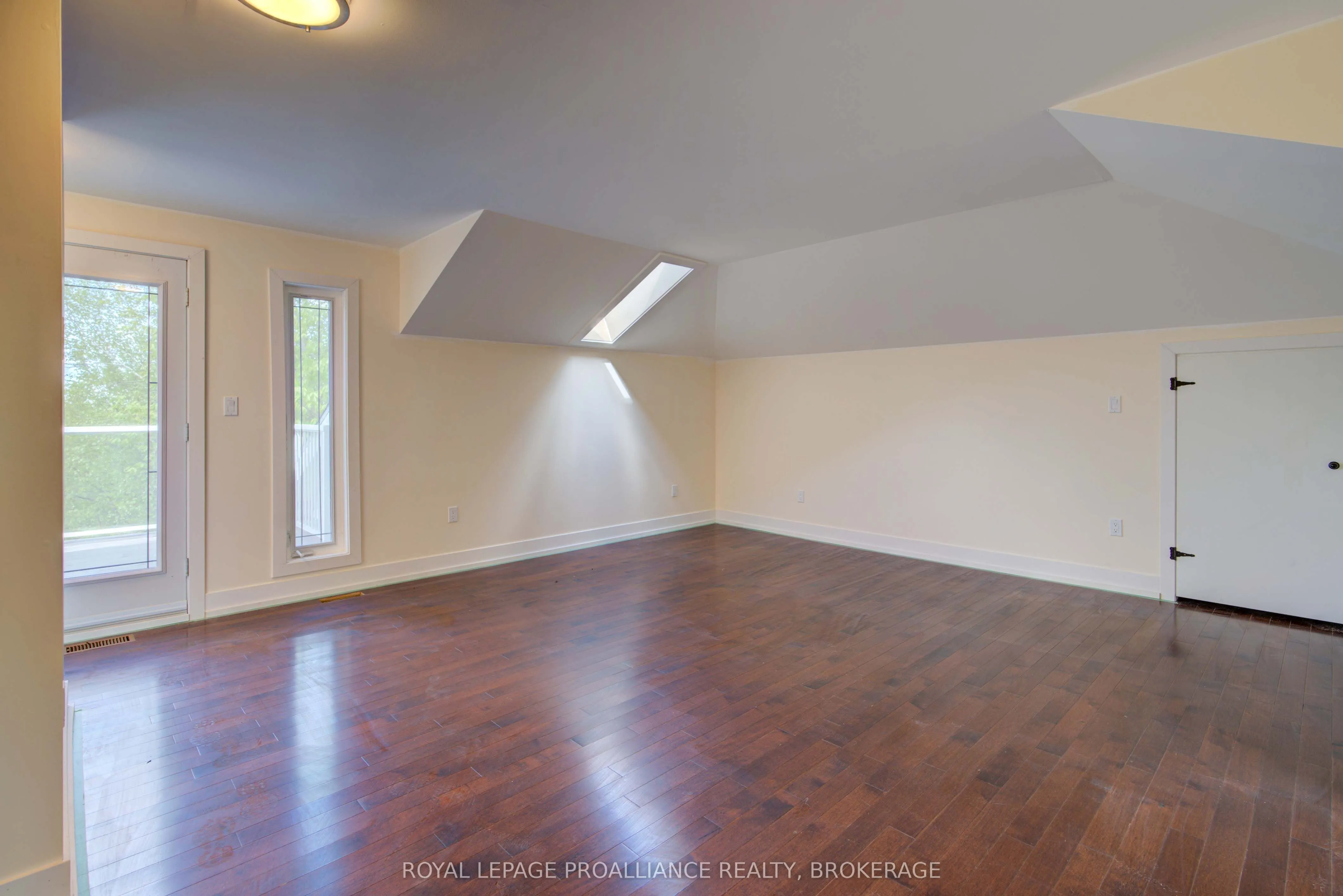 124 Granite Hills