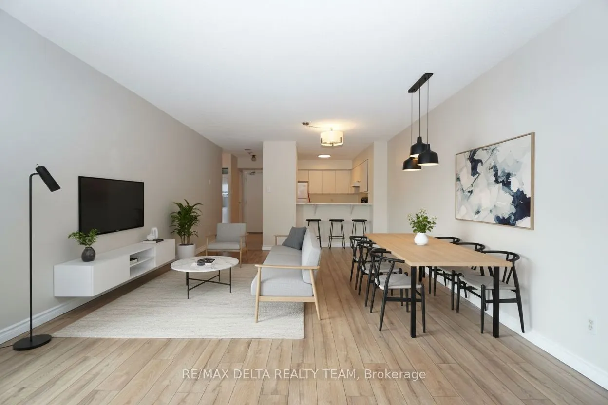 545 St. Laurent Boulevard, #1506