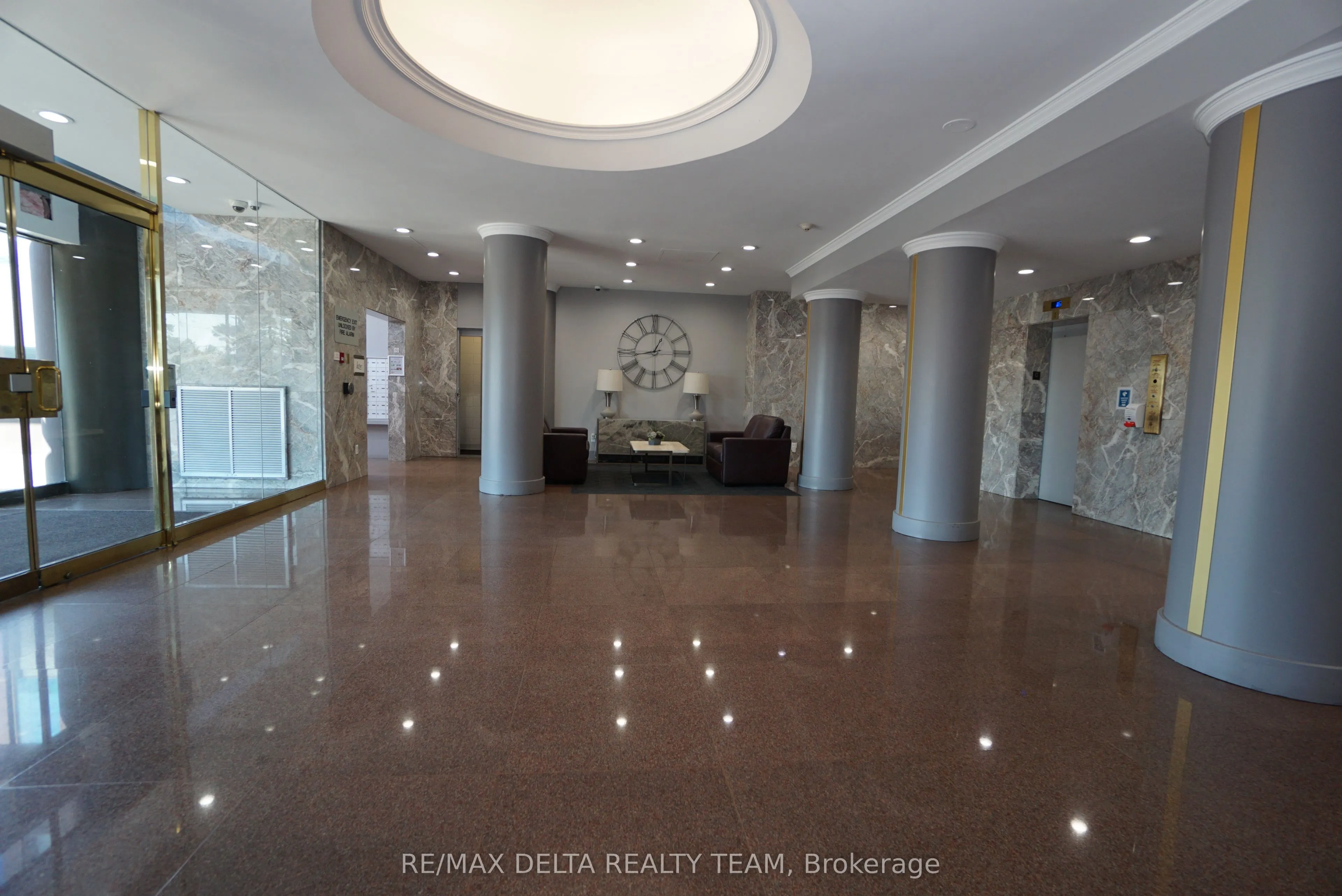 545 St. Laurent Boulevard, #1506