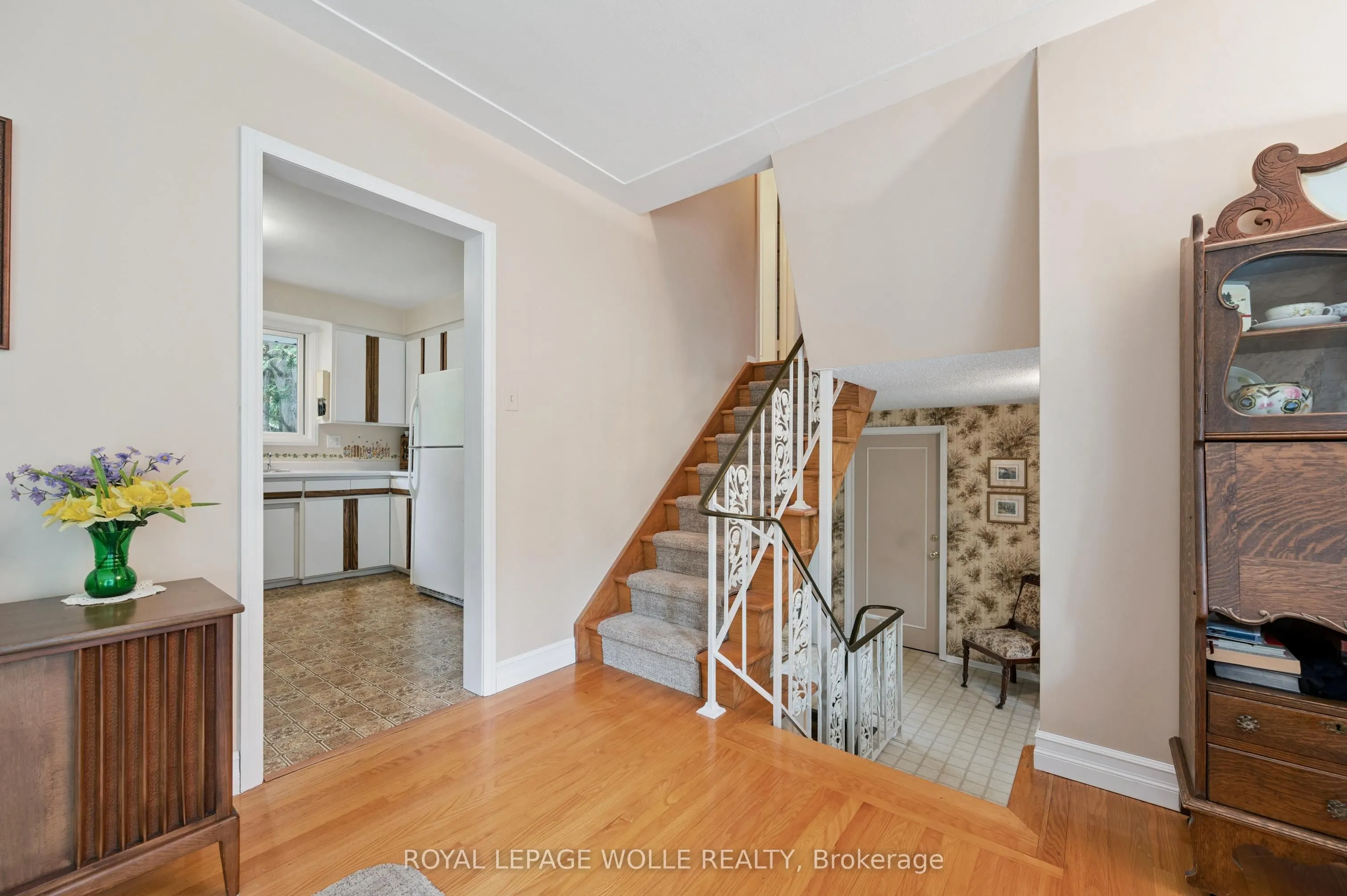 18 Simpson Avenue