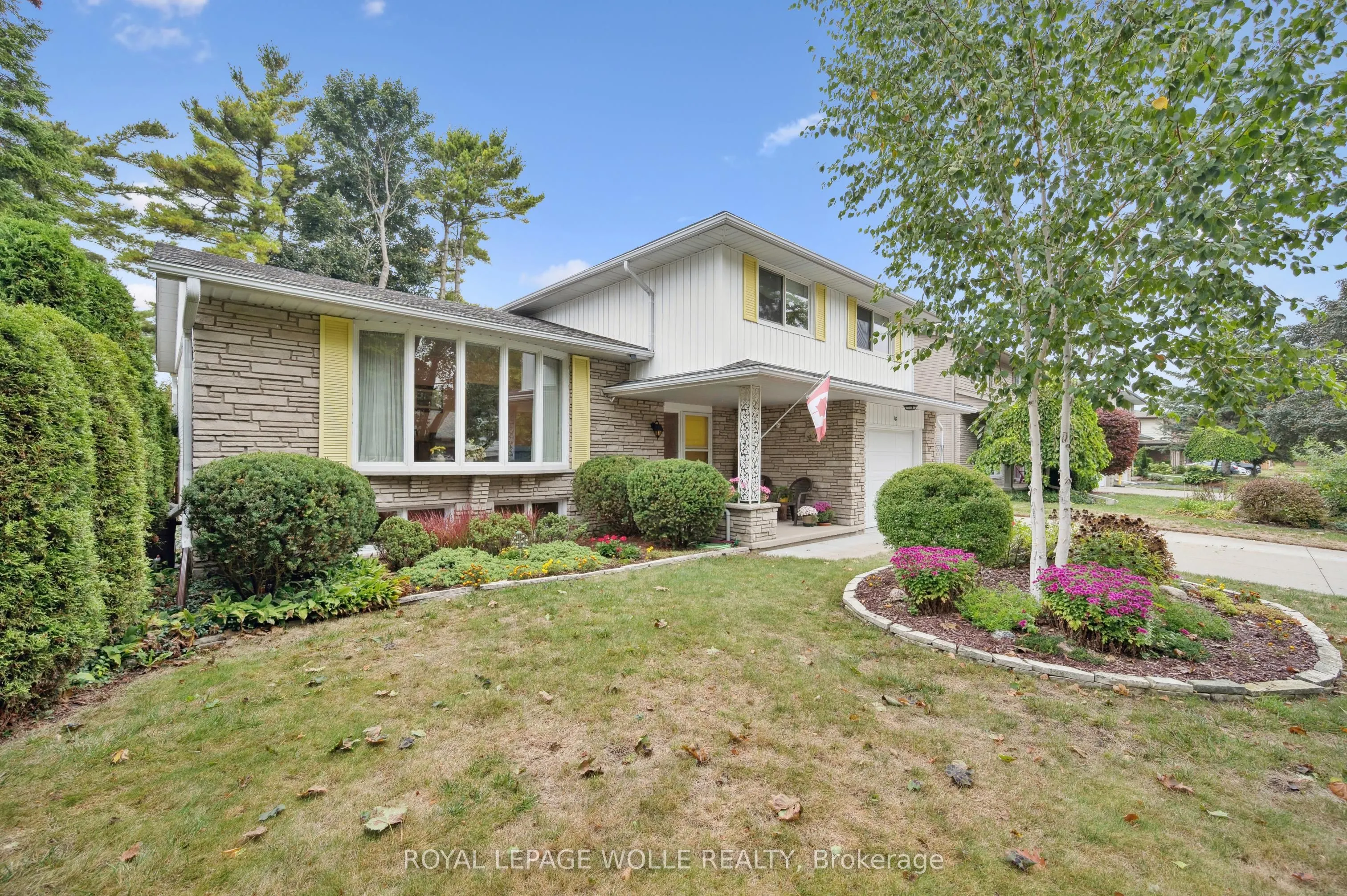 18 Simpson Avenue