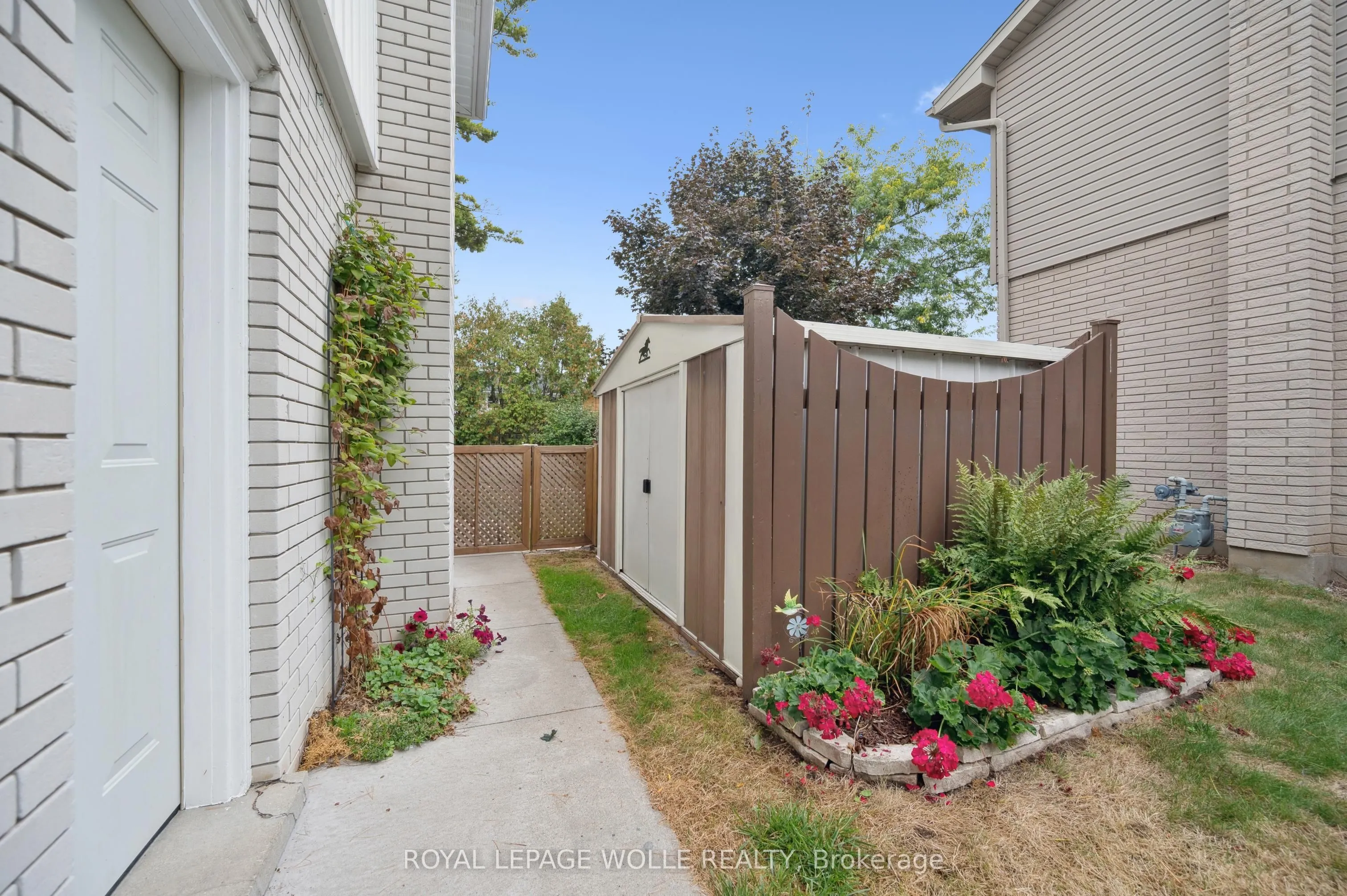 18 Simpson Avenue