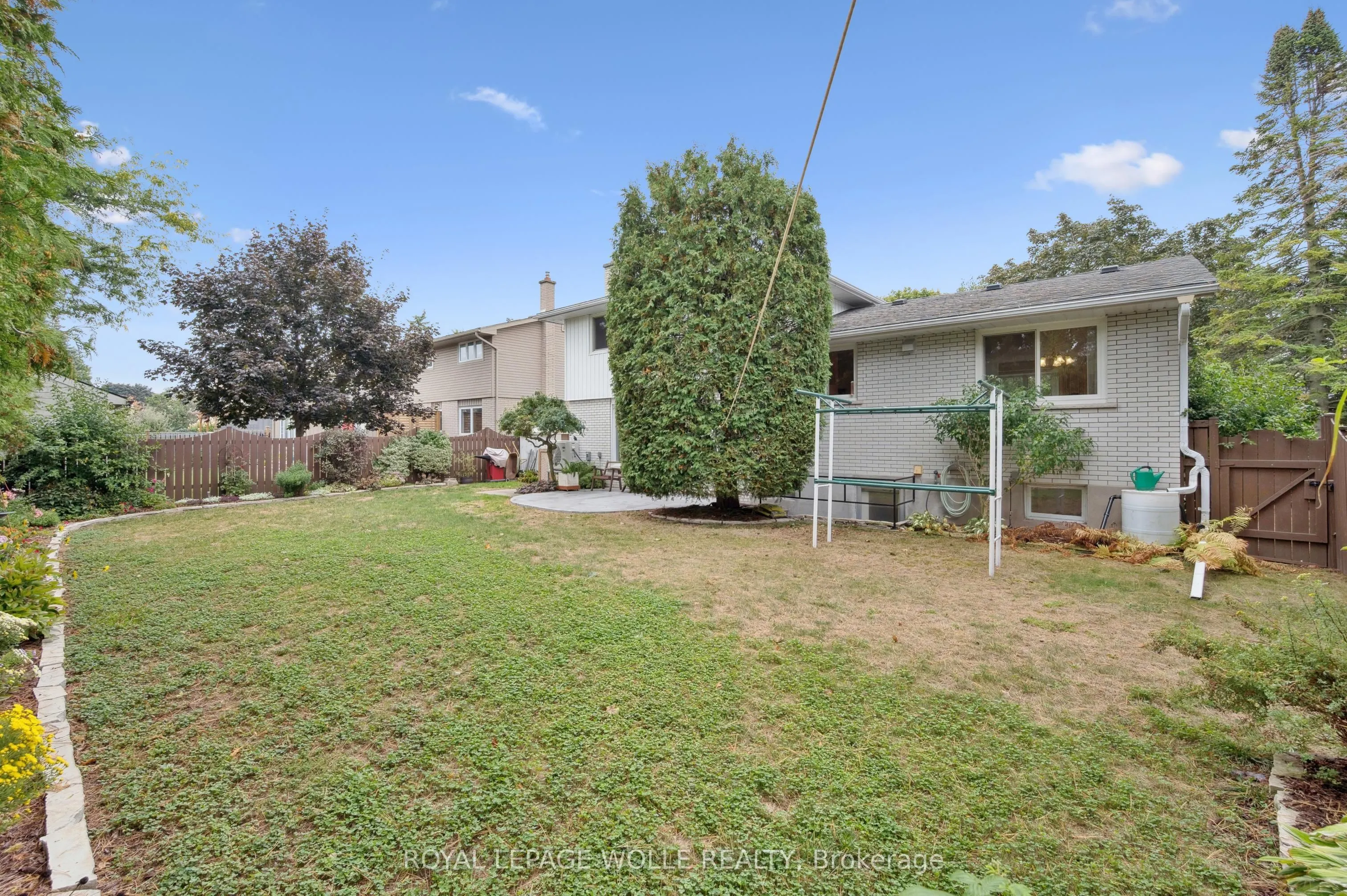 18 Simpson Avenue