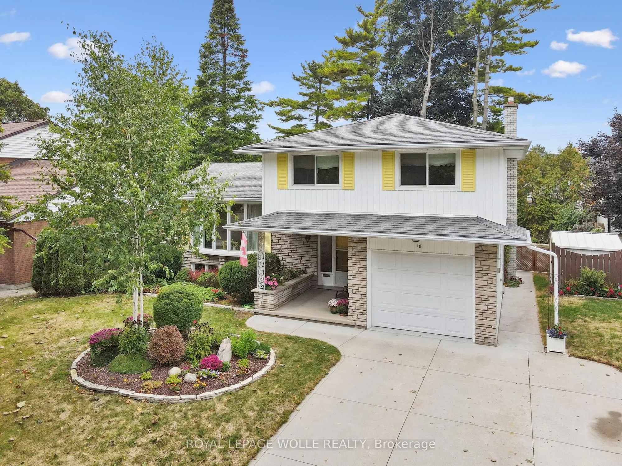 18 Simpson Avenue