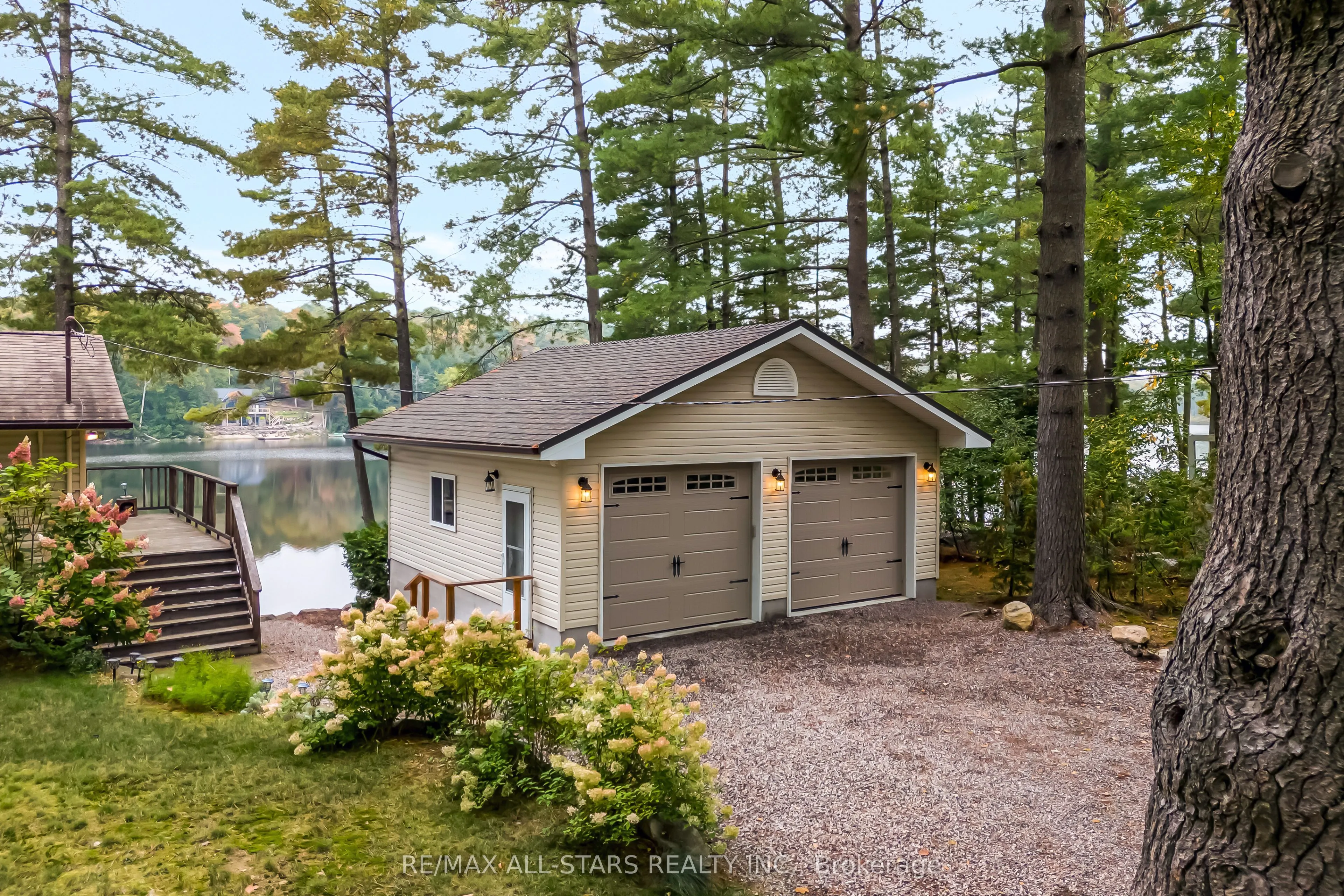 1006 Youngs Road, #Cottage #9