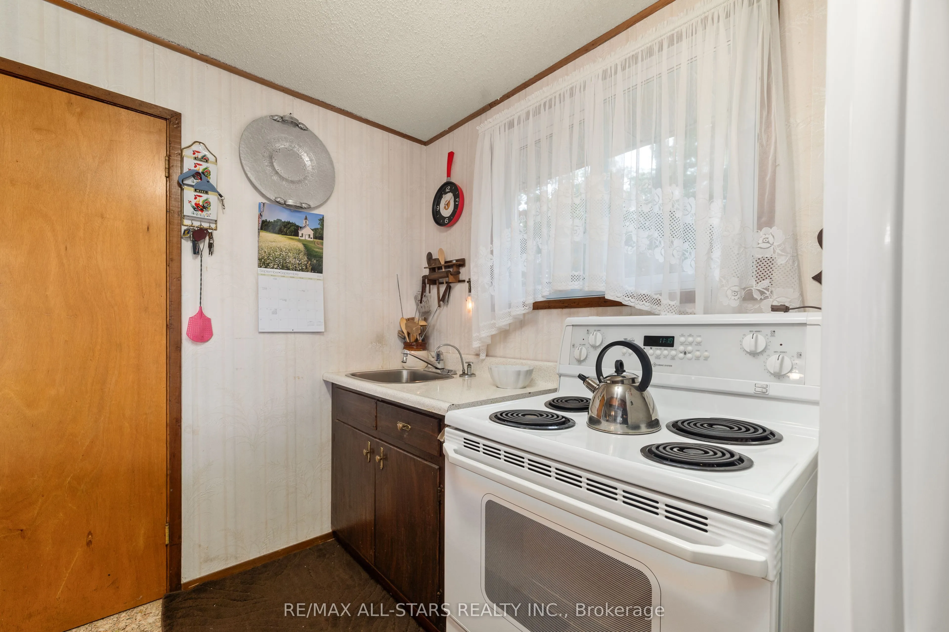 1006 Youngs Road, #Cottage #9