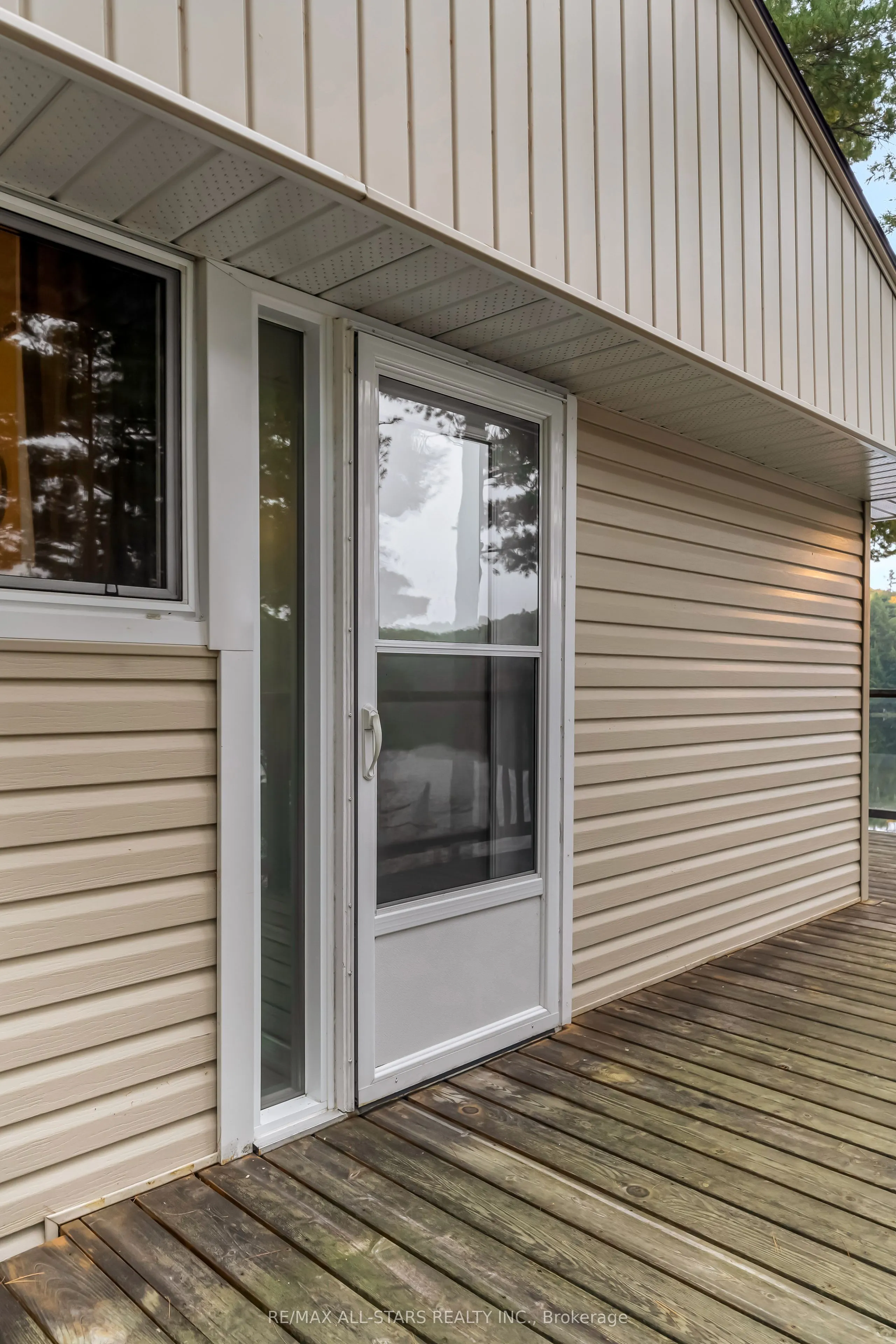 1006 Youngs Road, #Cottage #9