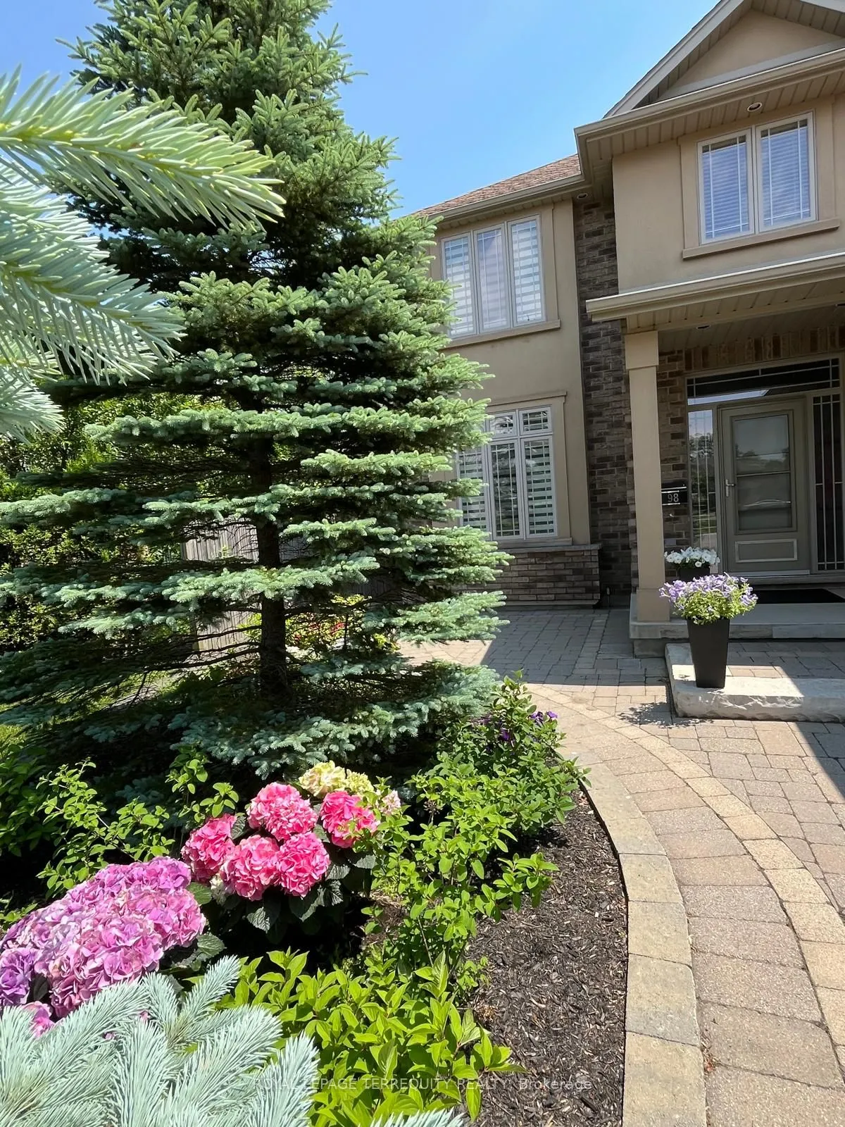 98 Michael Drive