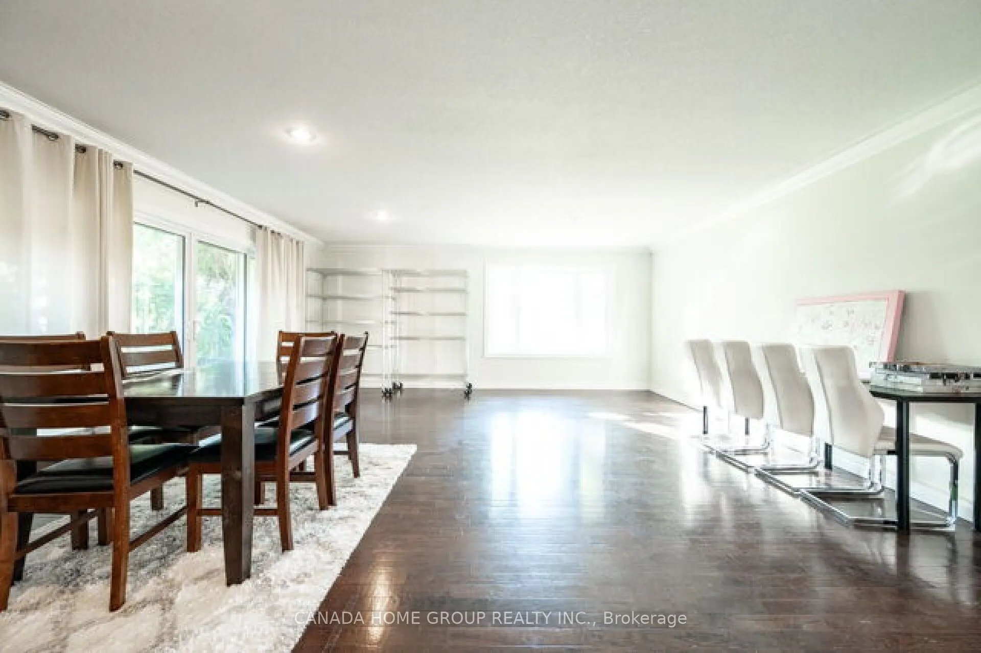 37 Bartlett Avenue